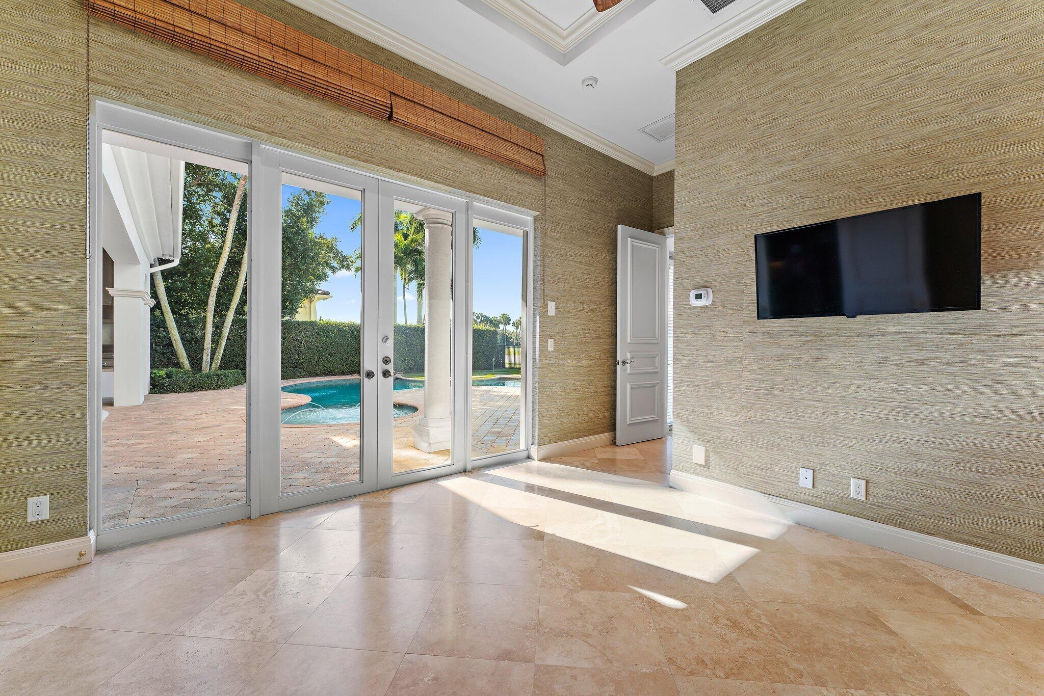 OLD PALM 2 - Residential