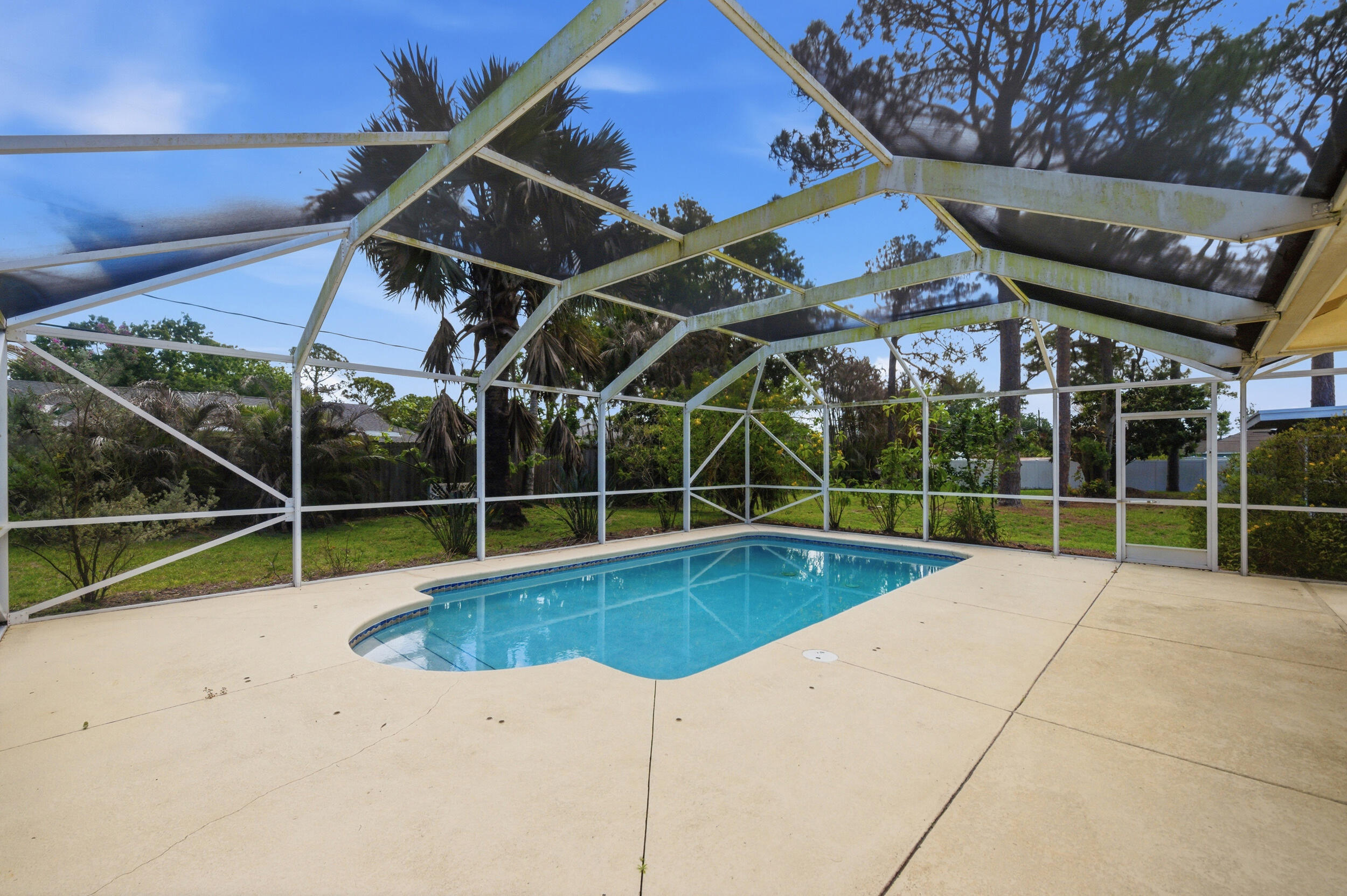PORT ST LUCIE SECTION 13 - Residential