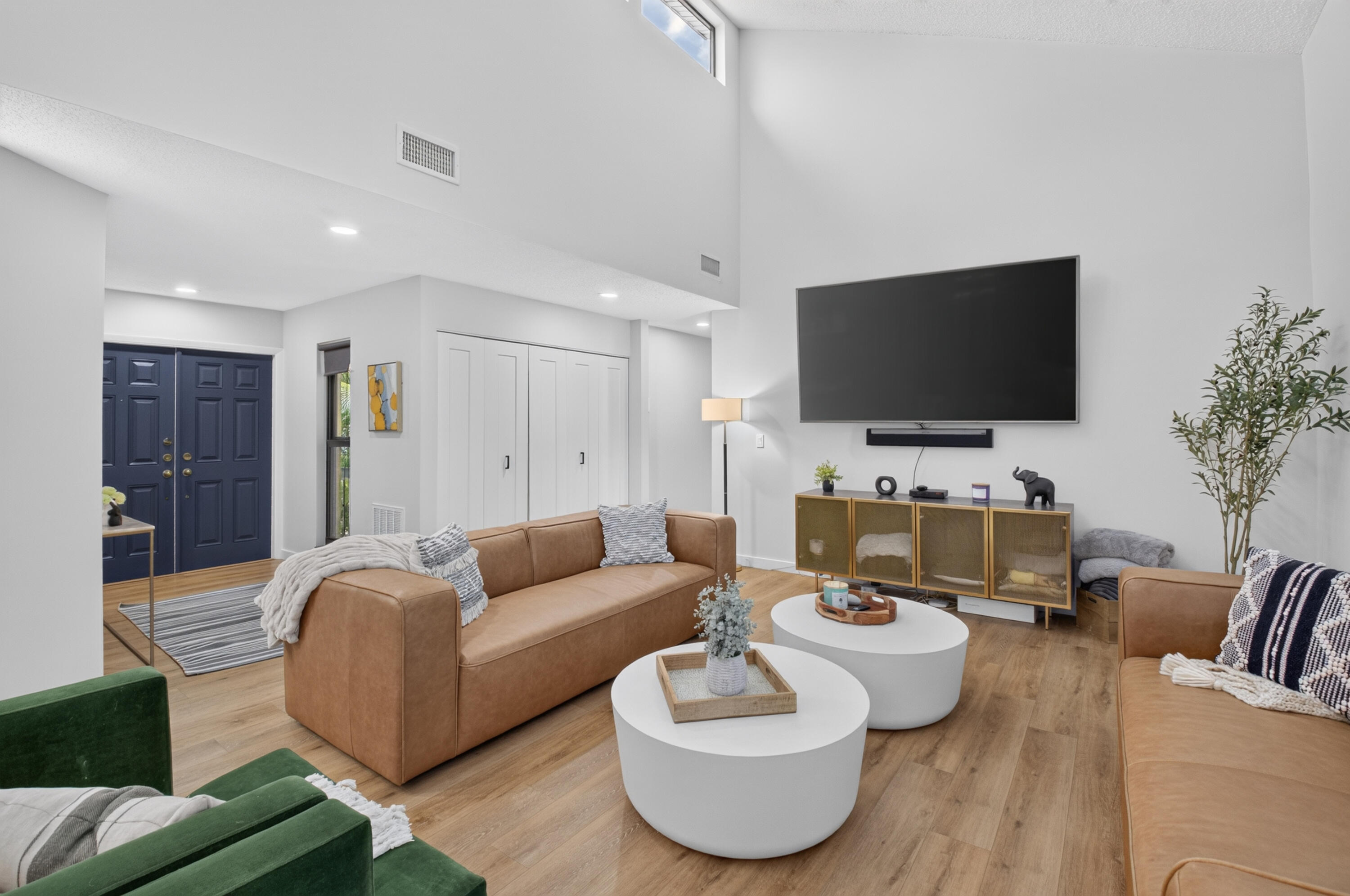 WILLOWWOOD GARDENS CONDO - Residential