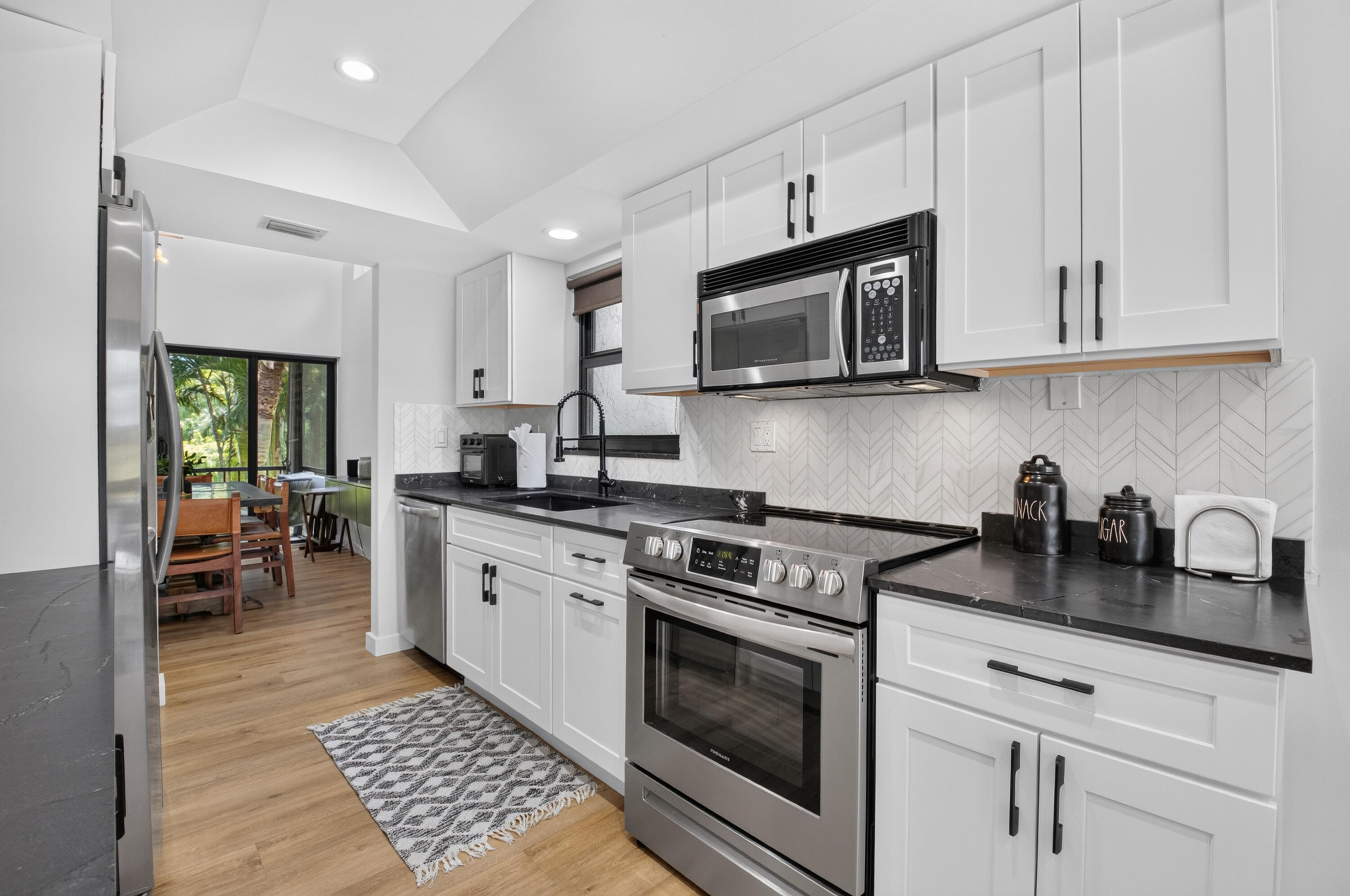WILLOWWOOD GARDENS CONDO - Residential