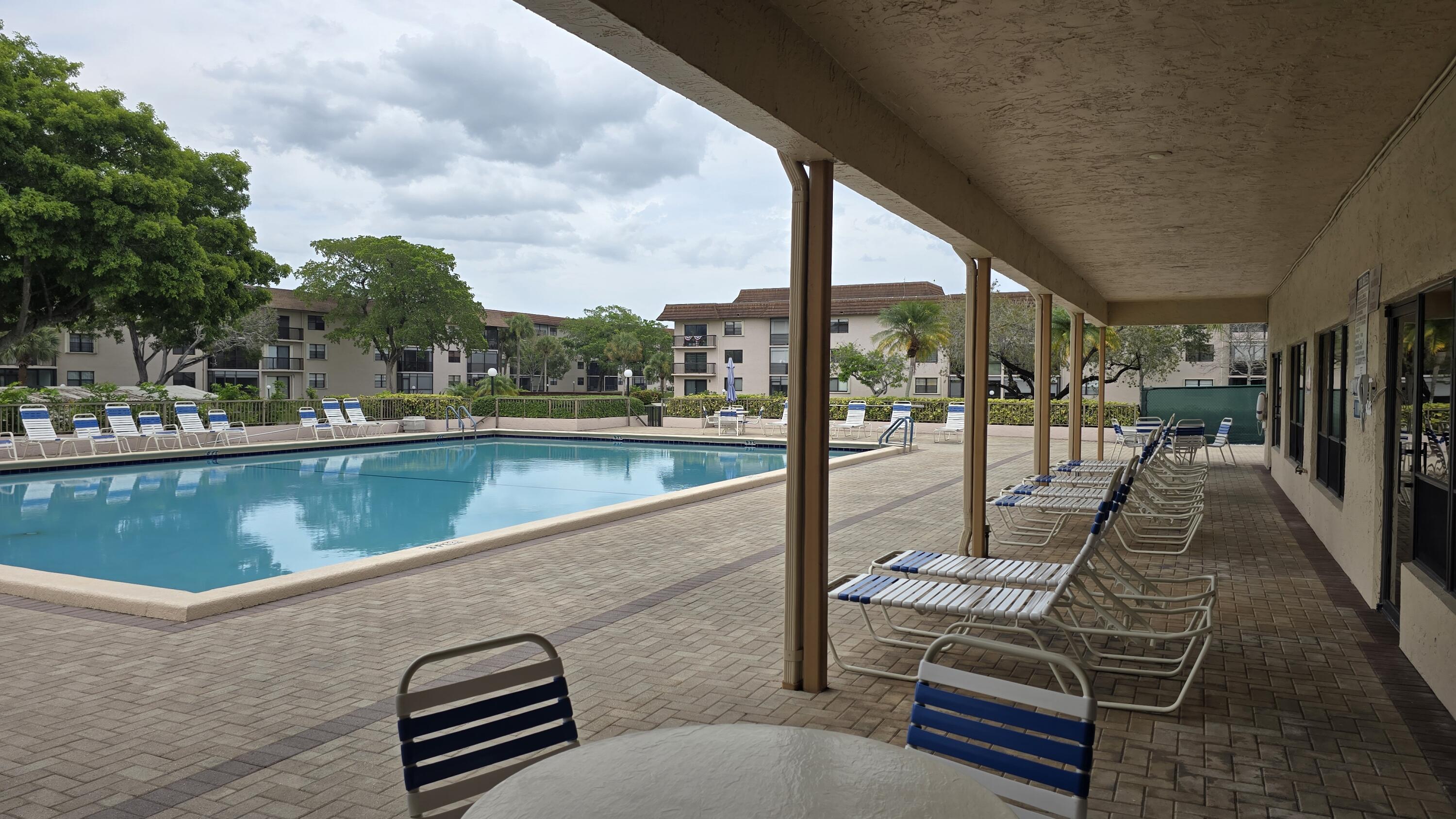 LAKES OF CARRIAGE HILLS - Residential