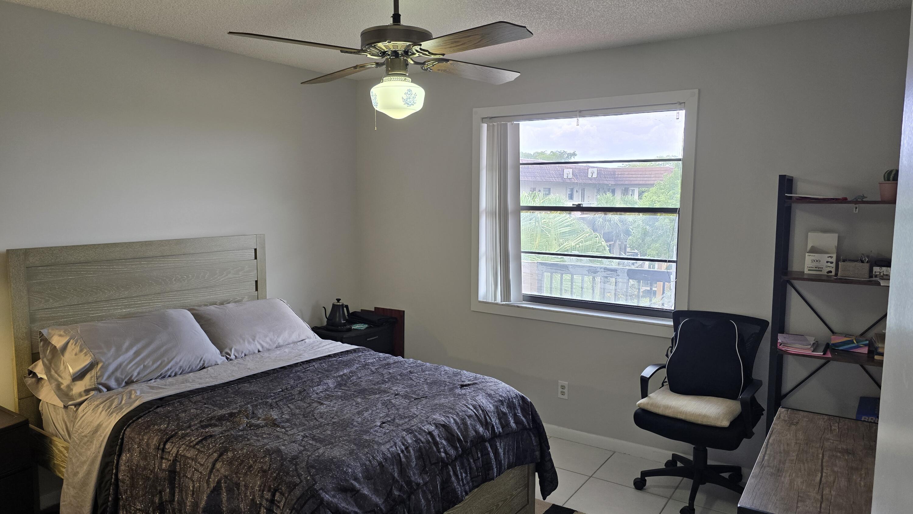 LAKES OF CARRIAGE HILLS - Residential