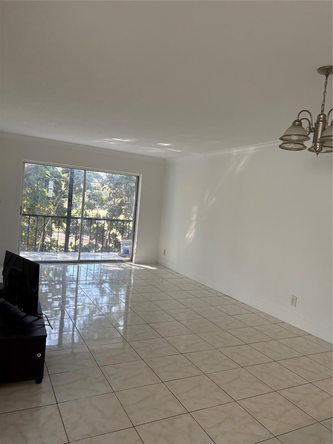 Versailles Gardens Condo - Residential