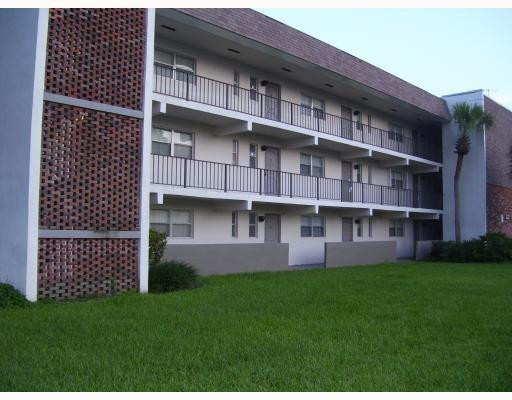 Versailles Gardens Condo - Residential