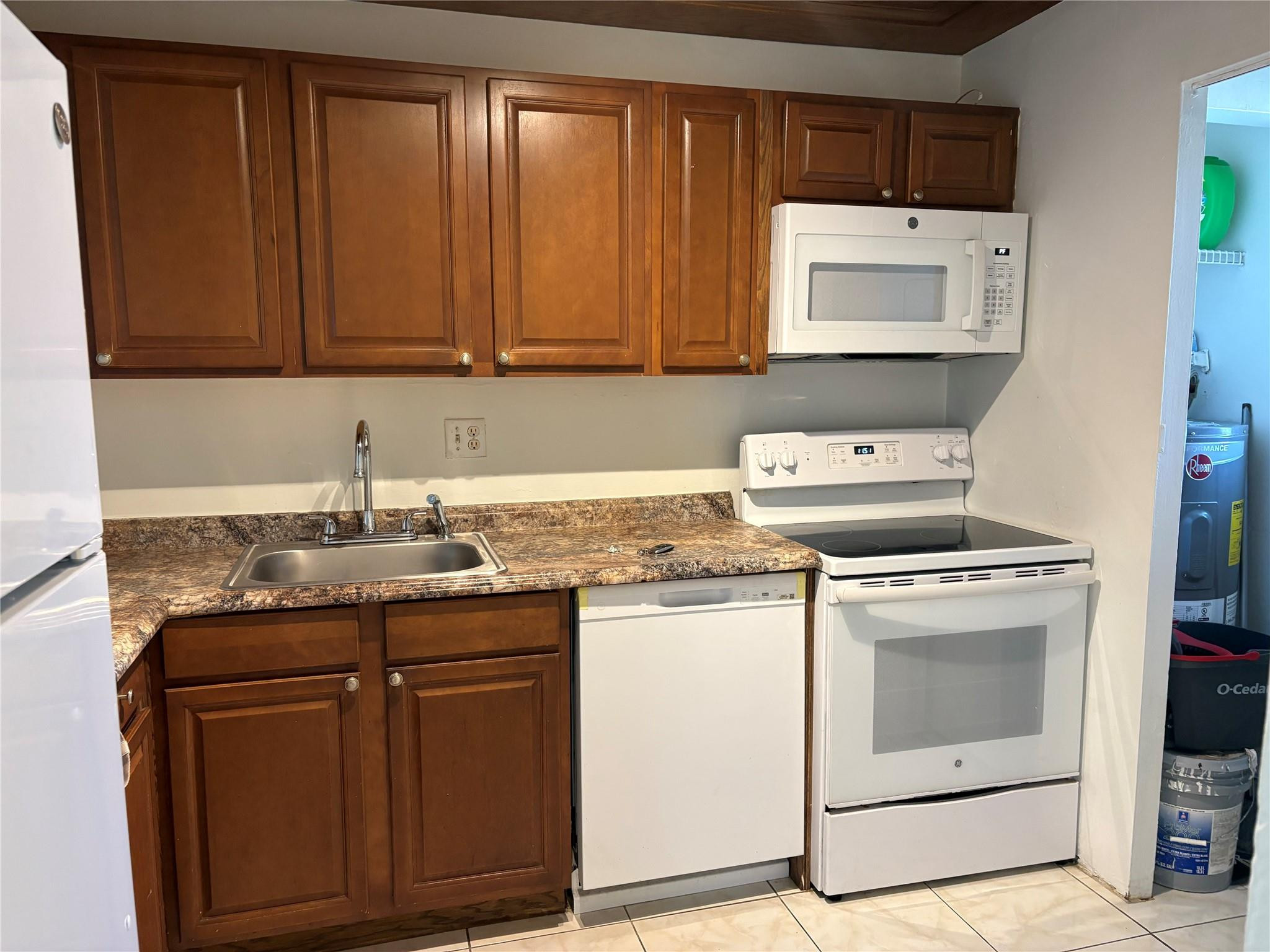 Versailles Gardens Condo - Residential
