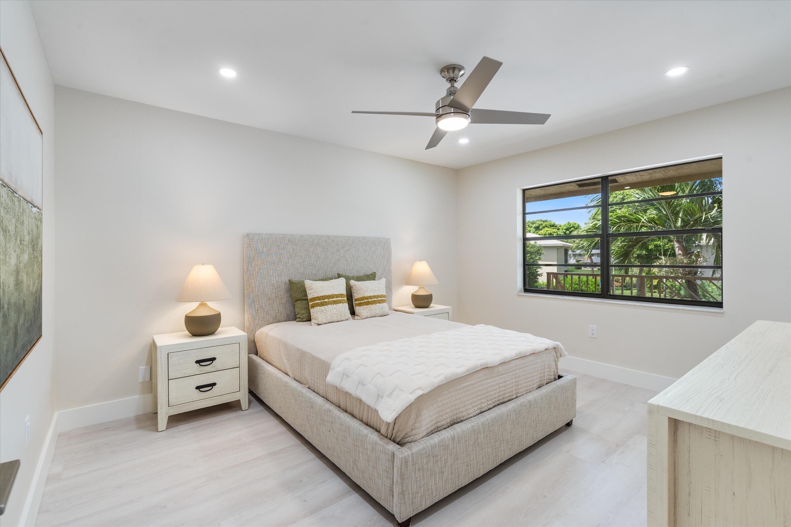 STRATFORD AT HUNTERS RUN CONDO - Residential