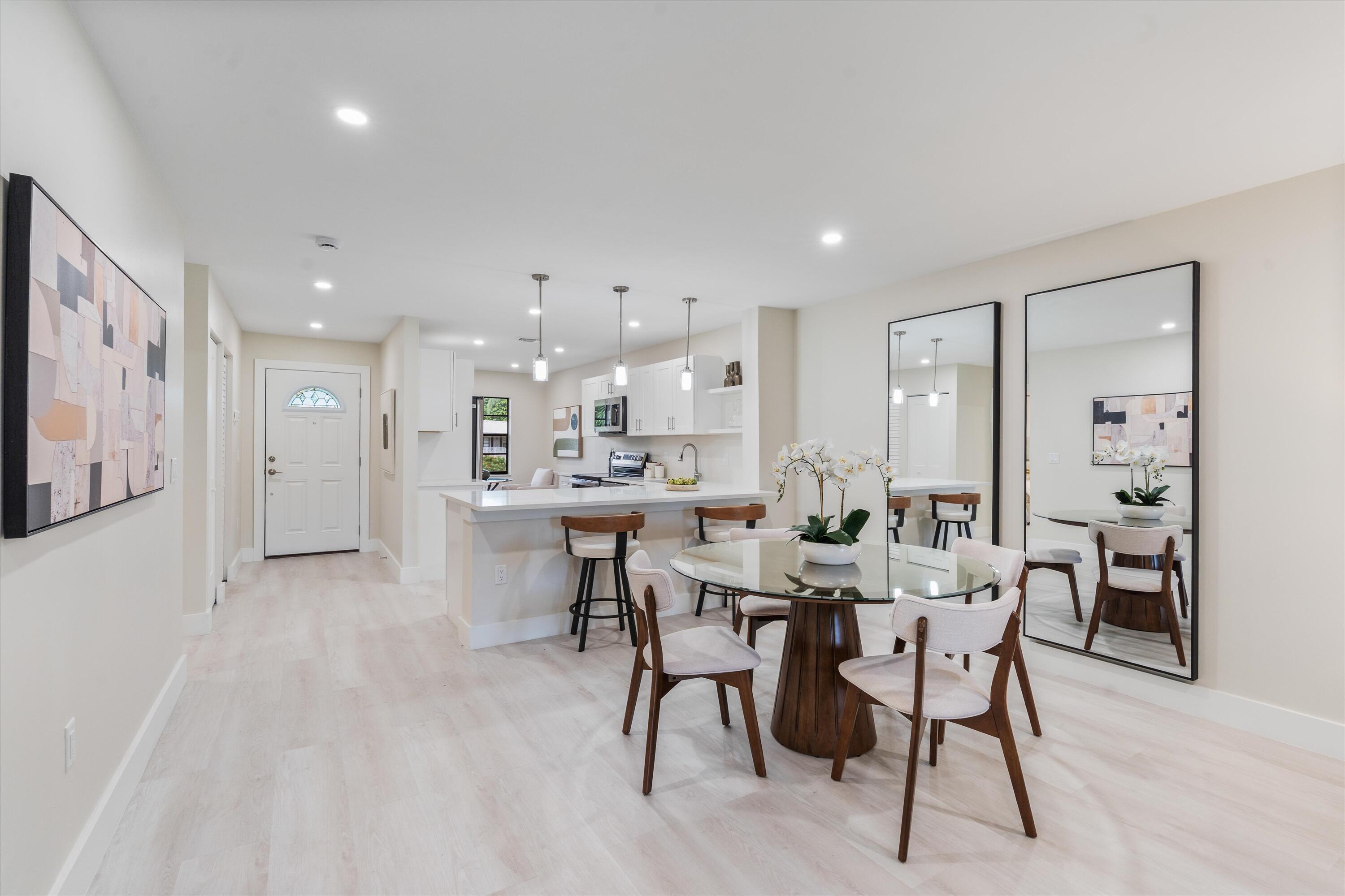 STRATFORD AT HUNTERS RUN CONDO - Residential