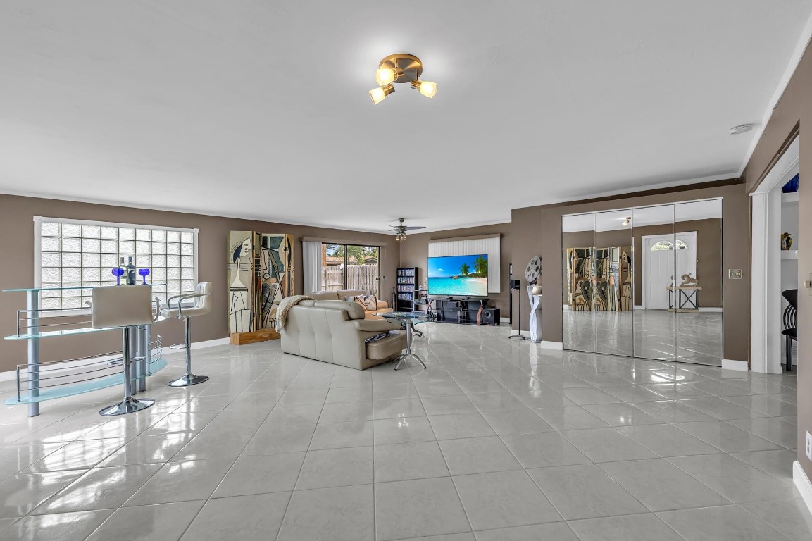 Douglas Park 45-29 B - Residential