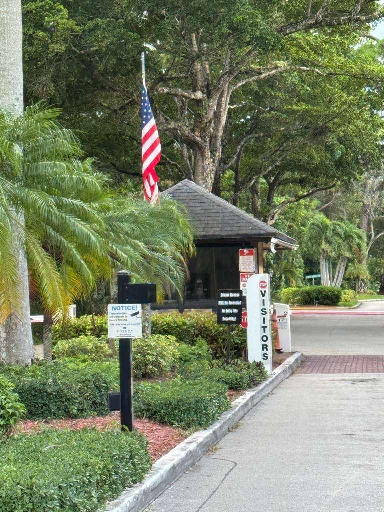 BOCA RIDGE GLEN - Residential