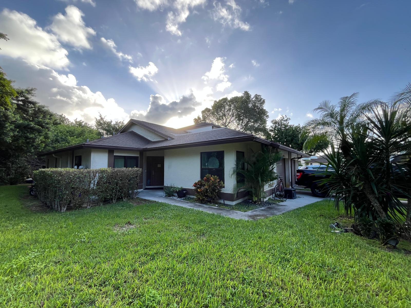 BOCA RIDGE GLEN - Residential
