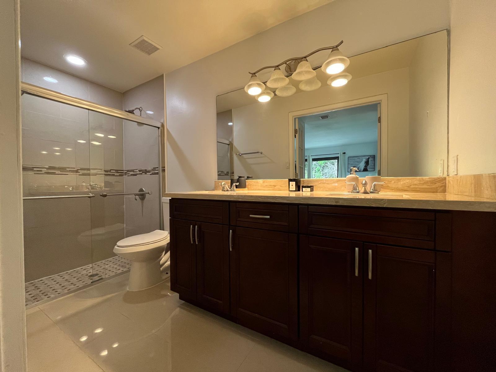 BOCA RIDGE GLEN - Residential