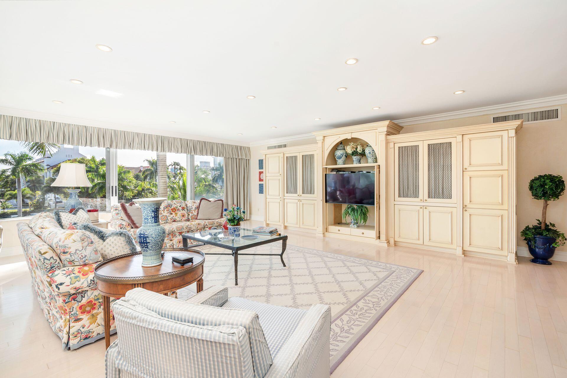 PALM BEACH TOWERS CONDO - Residential
