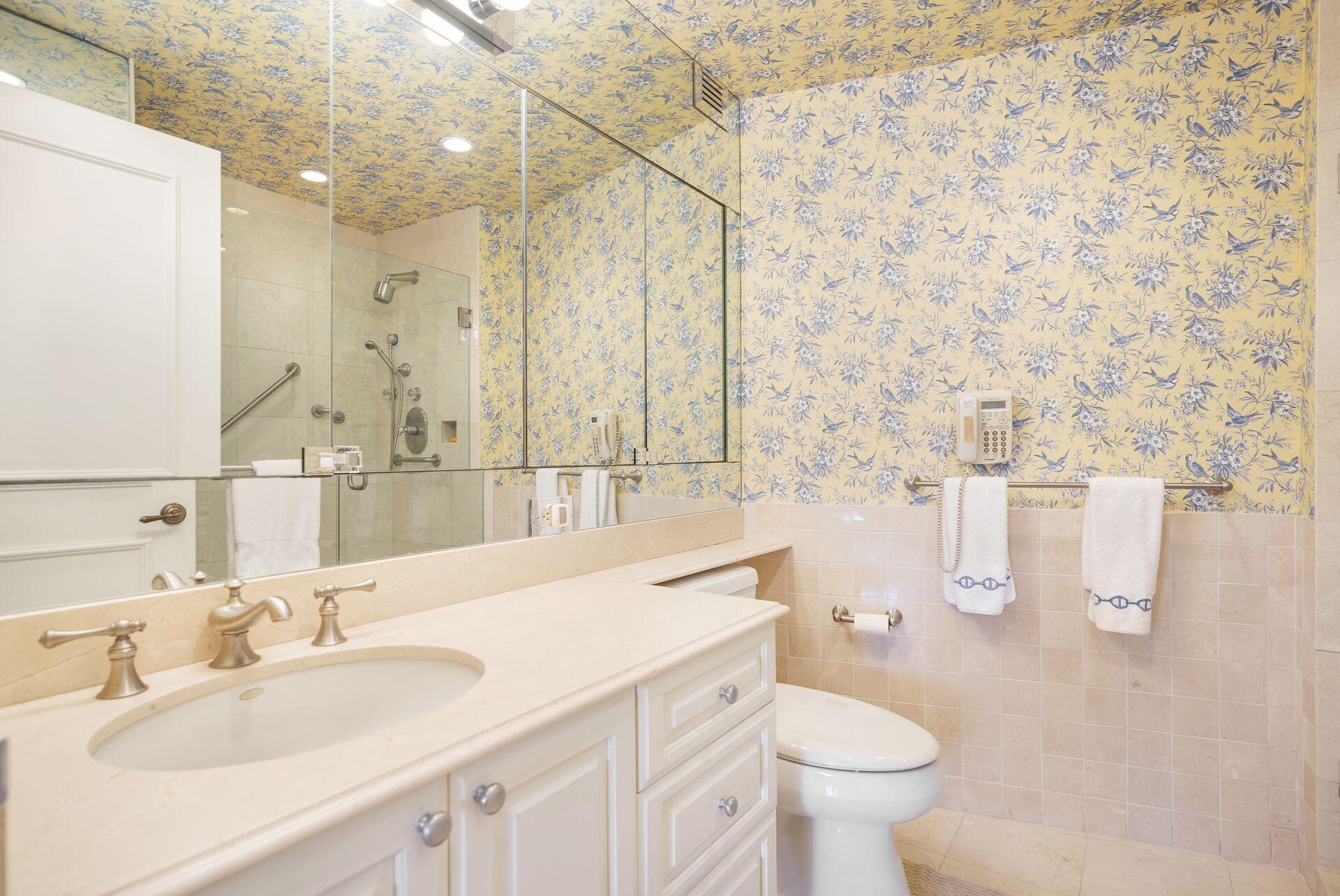 PALM BEACH TOWERS CONDO - Residential