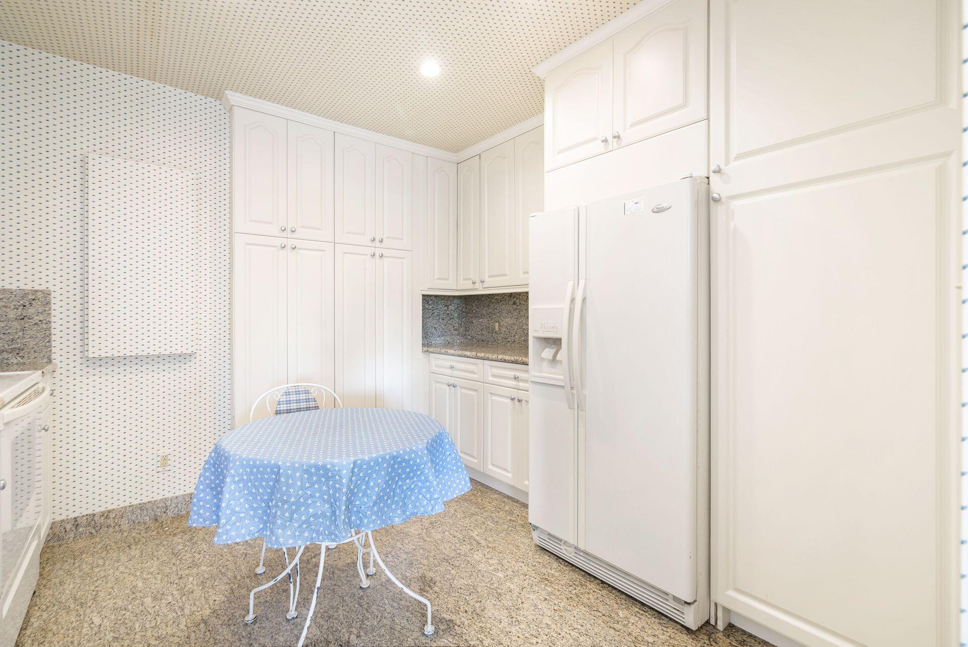 PALM BEACH TOWERS CONDO - Residential