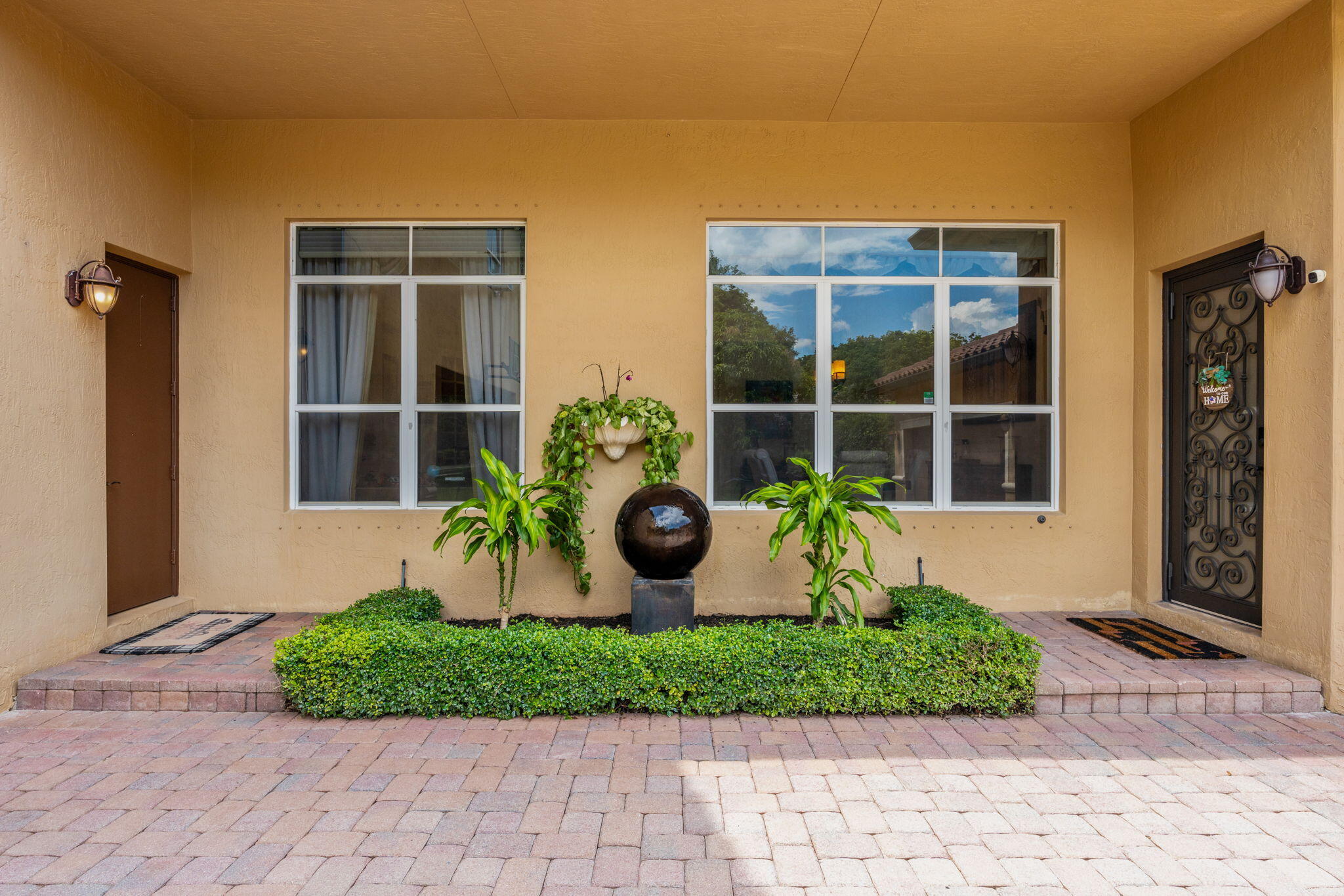 GROVES PARK - Residential