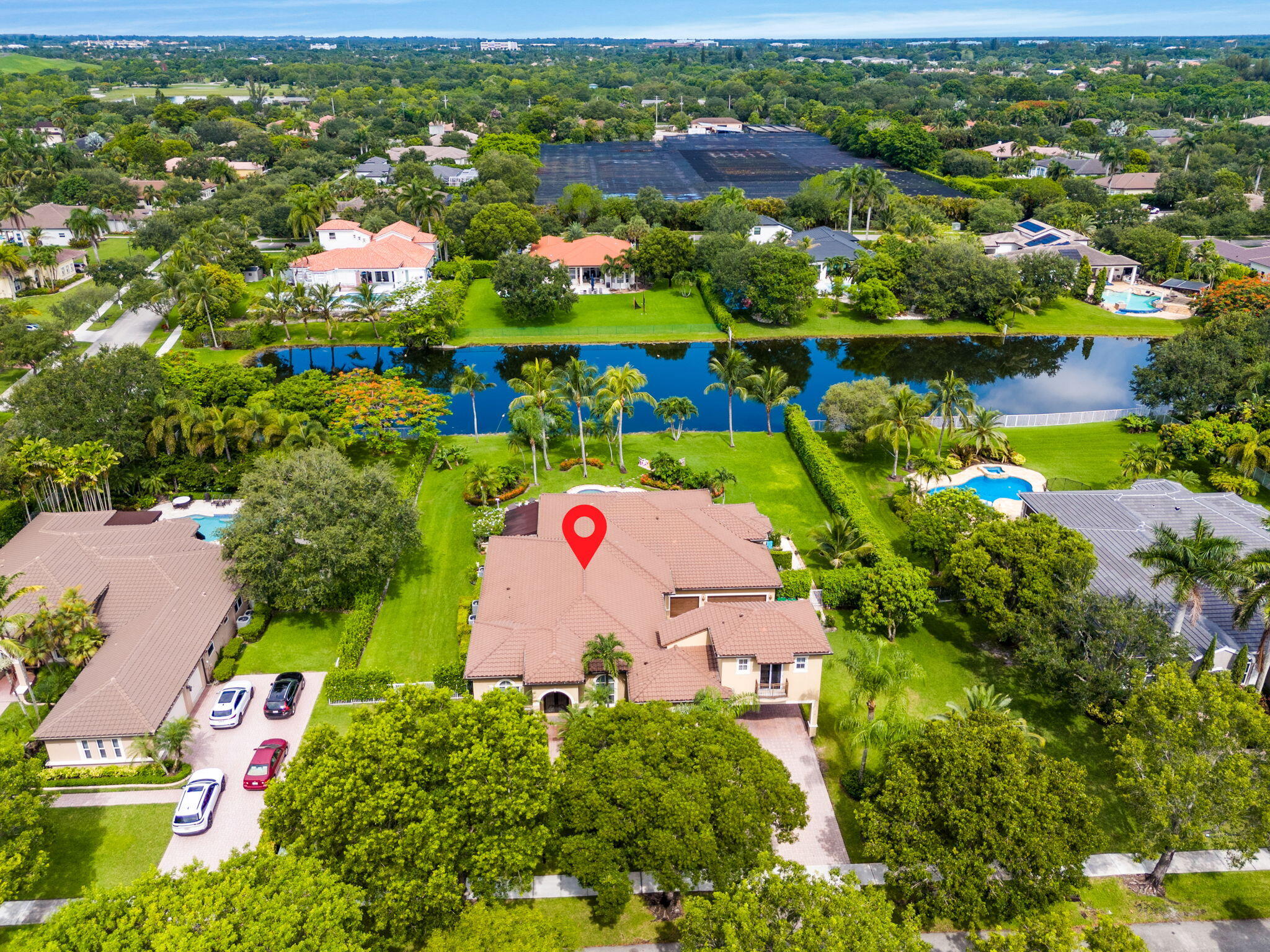 GROVES PARK - Residential