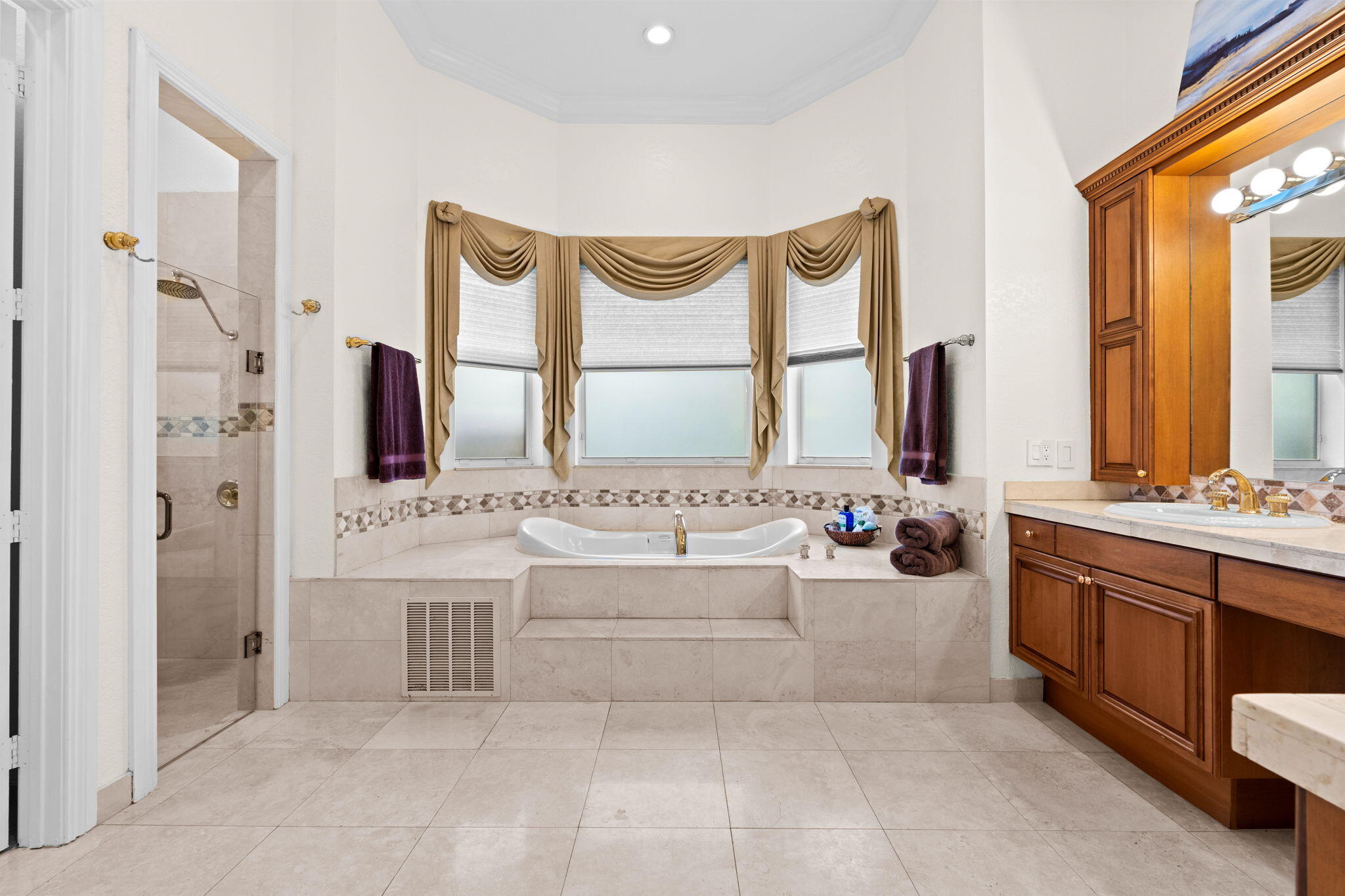 GROVES PARK - Residential