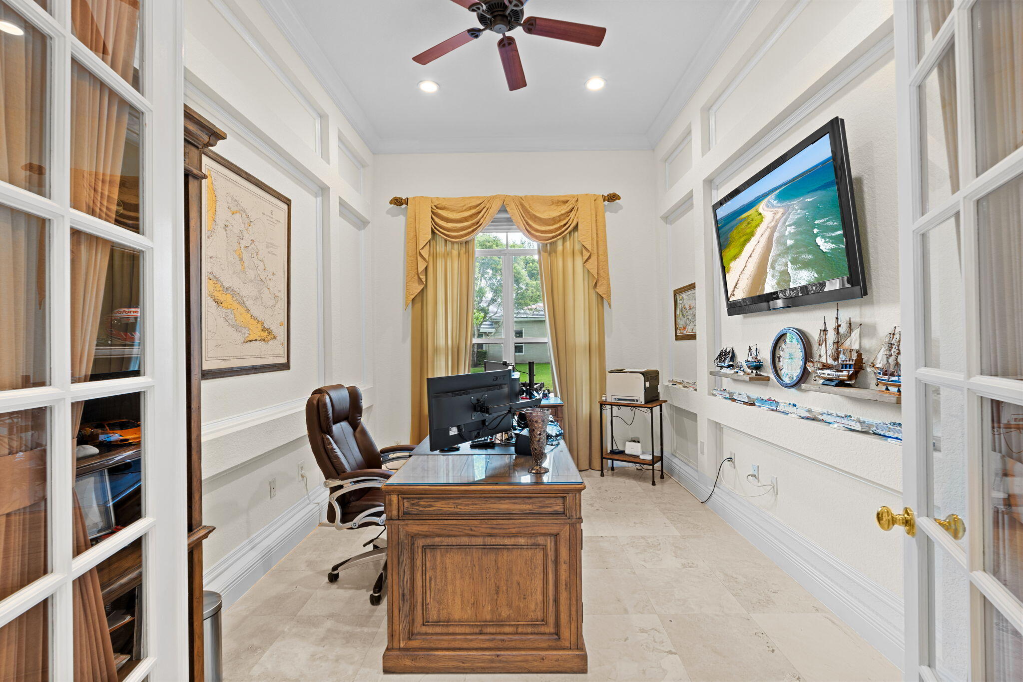 GROVES PARK - Residential