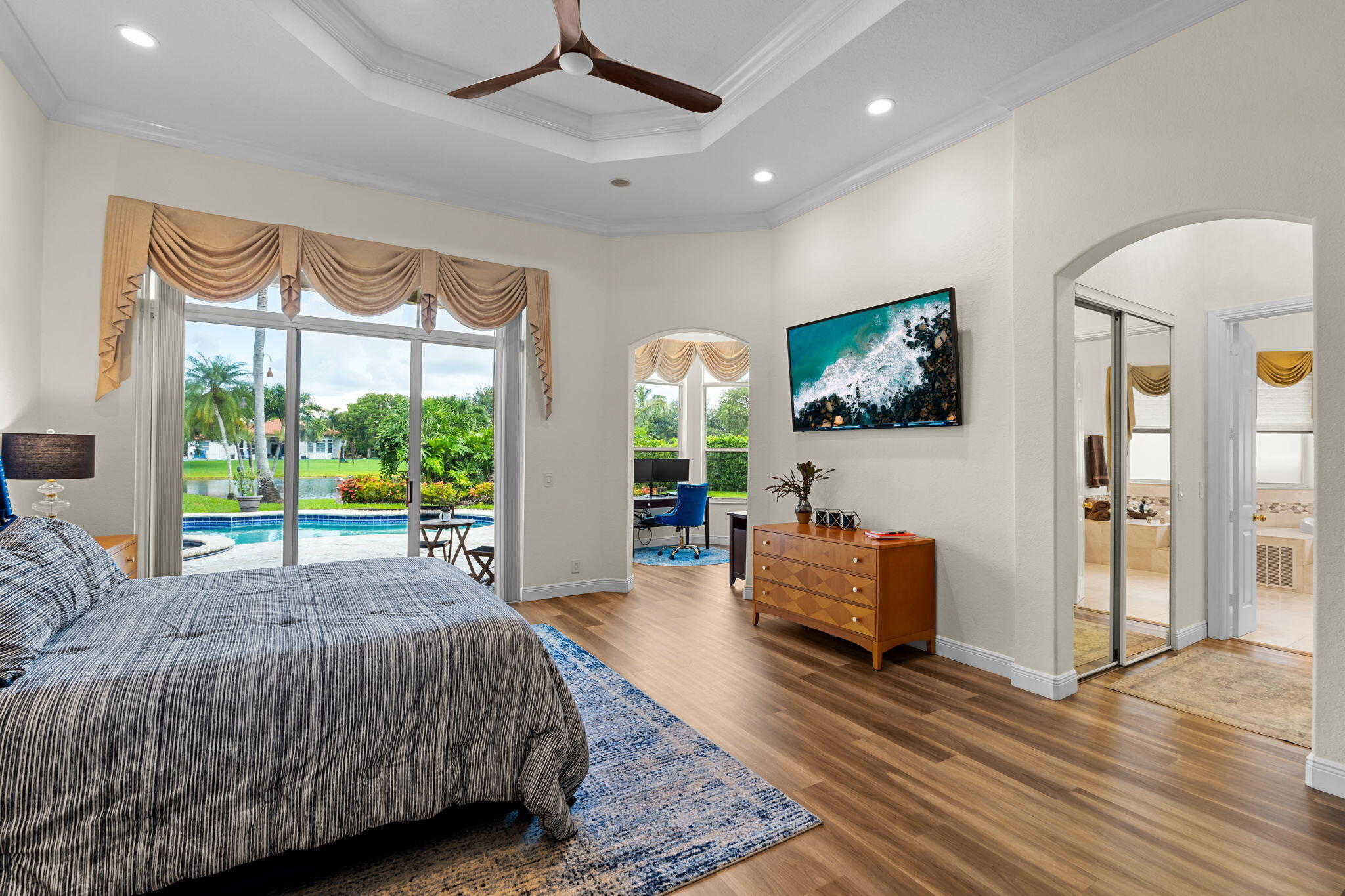GROVES PARK - Residential