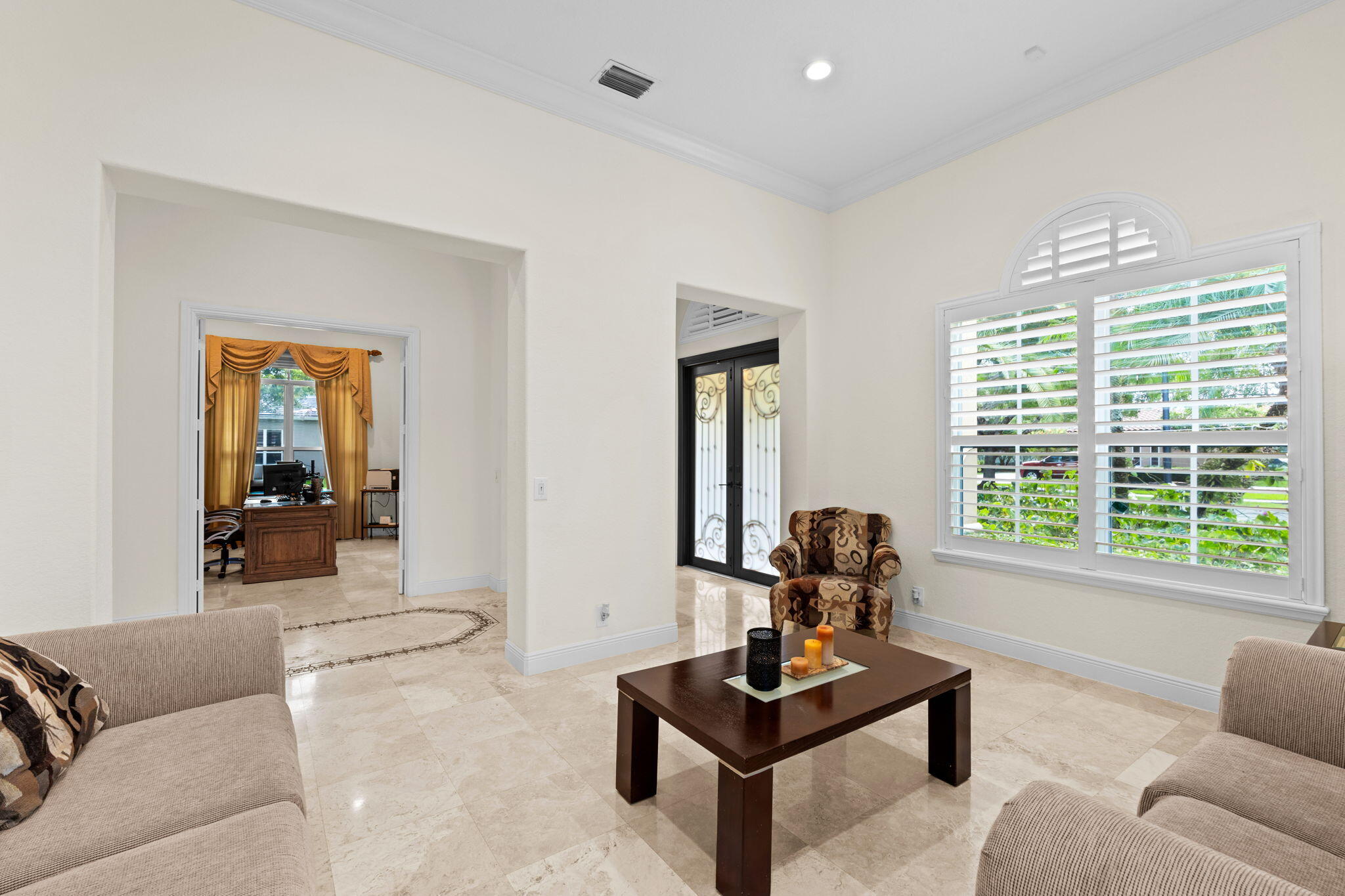 GROVES PARK - Residential