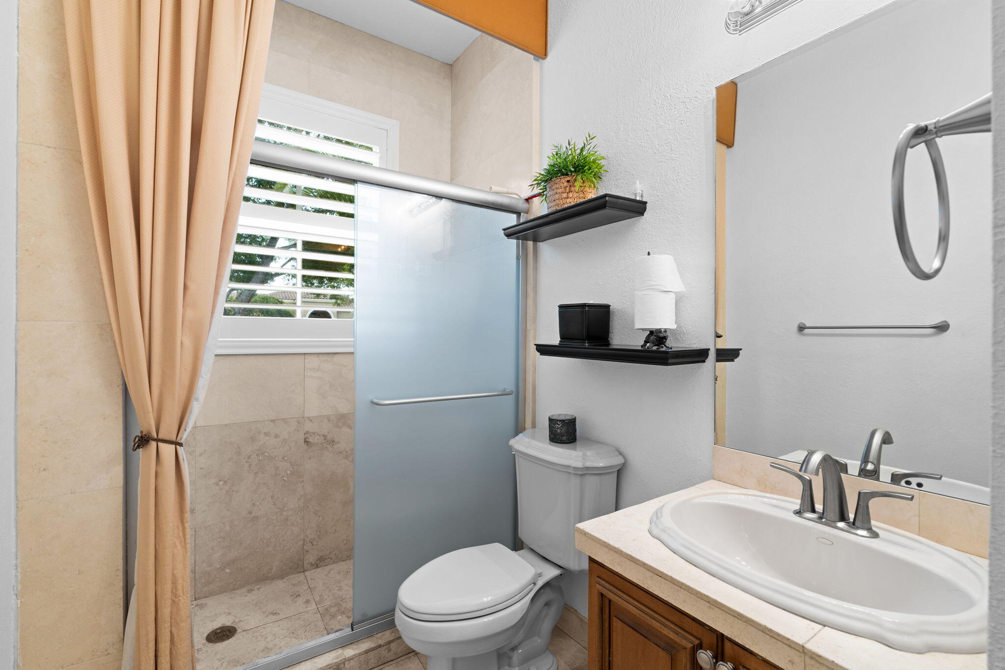 GROVES PARK - Residential