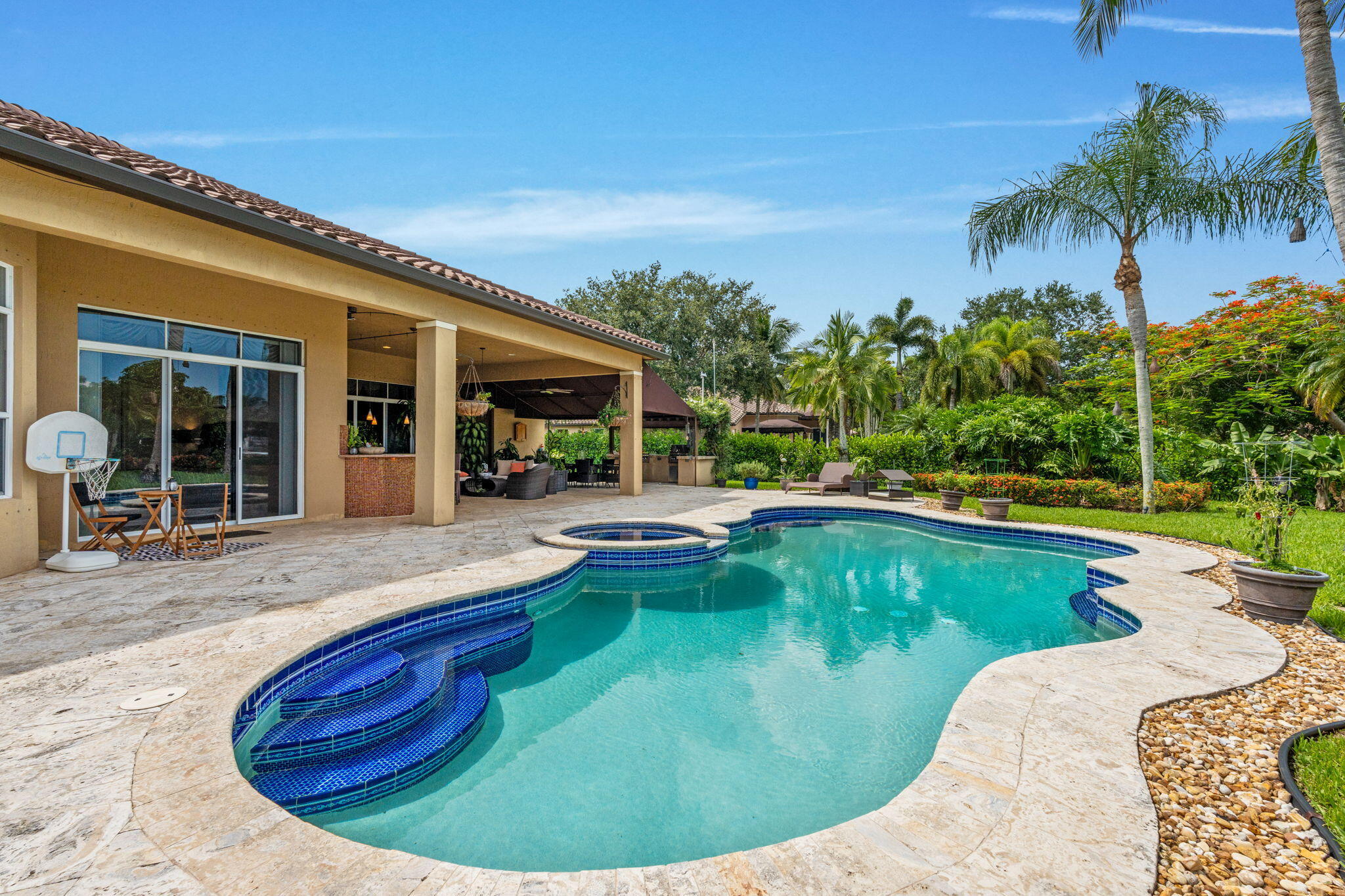 GROVES PARK - Residential