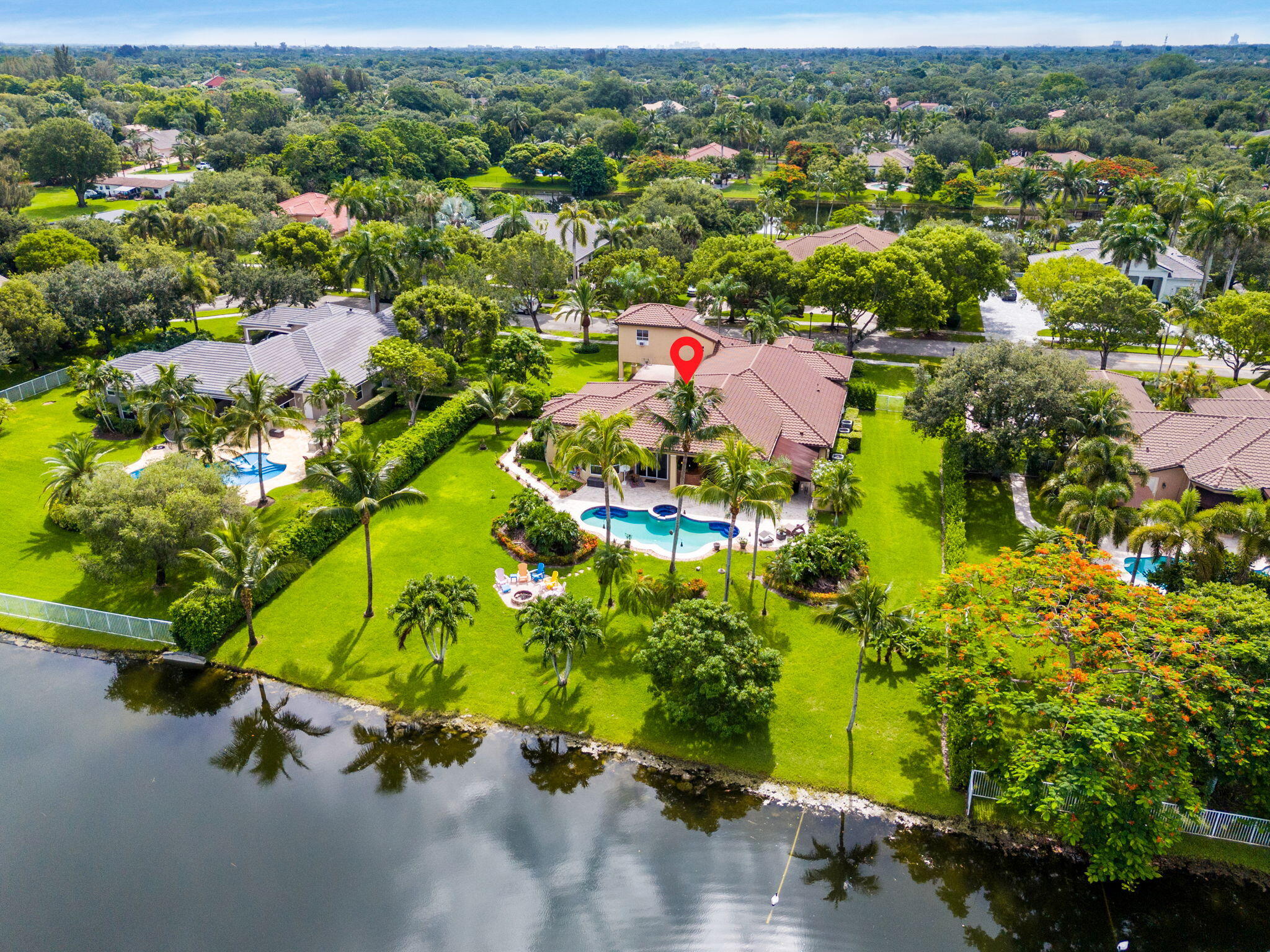 GROVES PARK - Residential