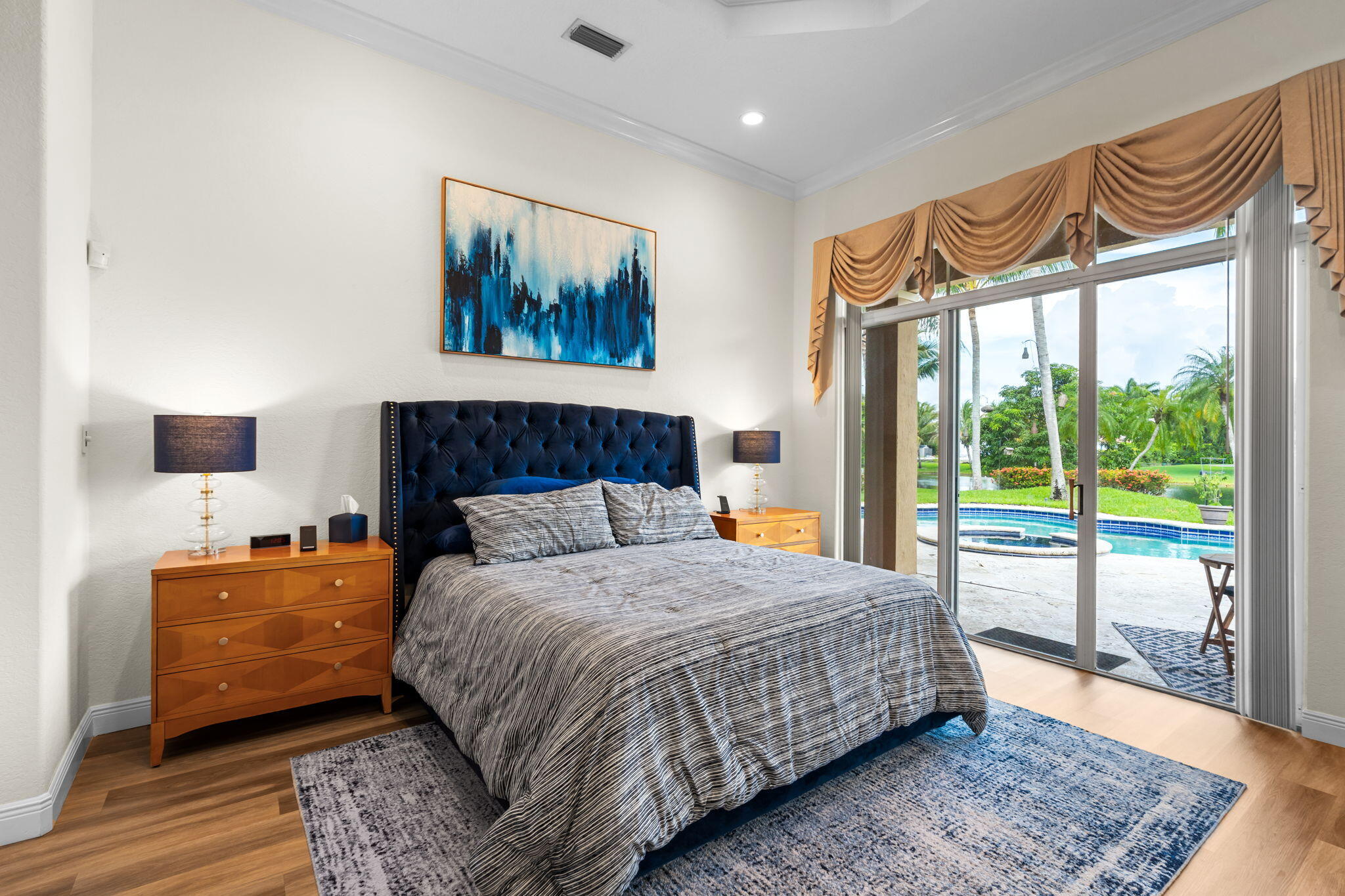 GROVES PARK - Residential