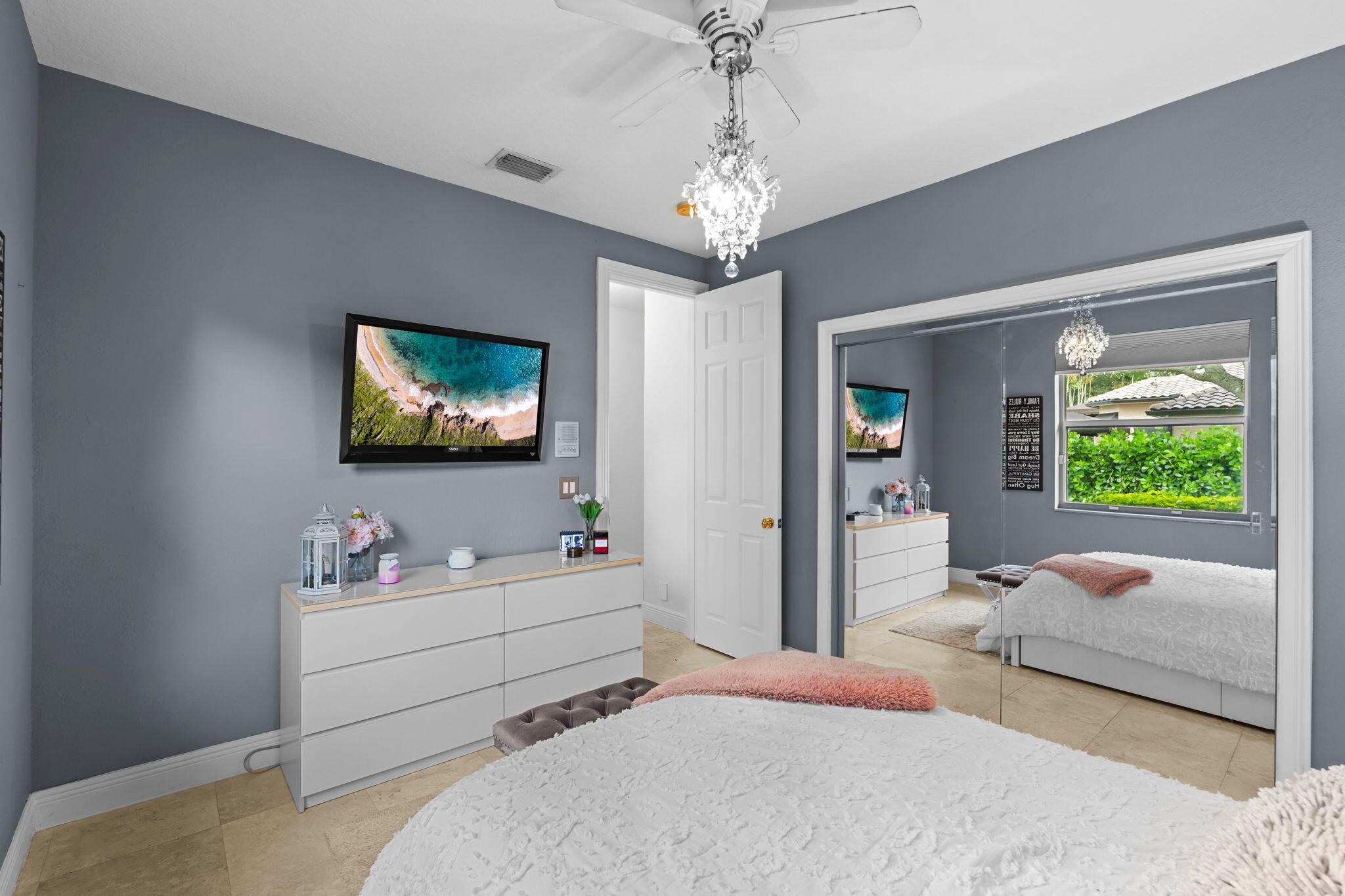 GROVES PARK - Residential