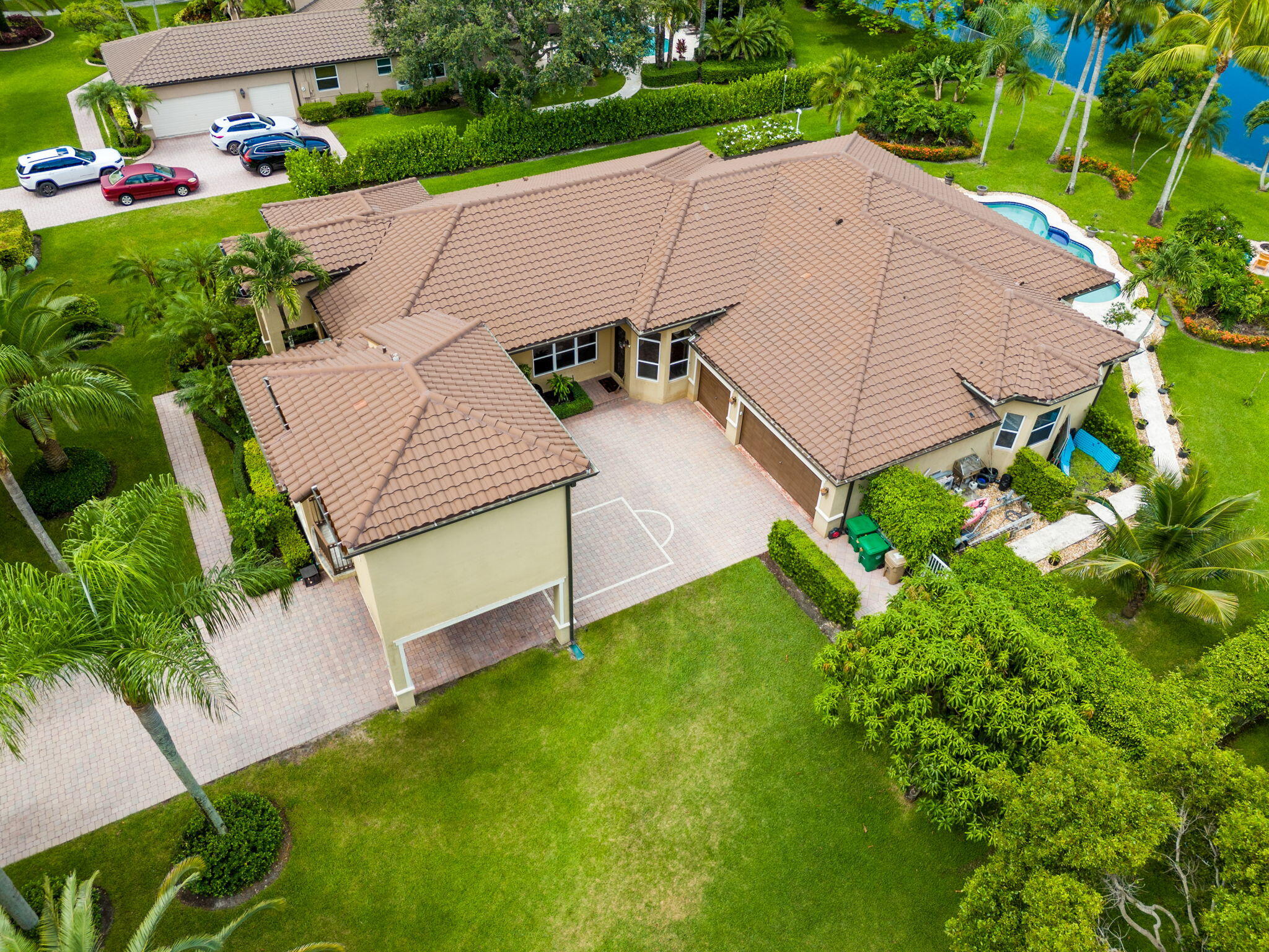 GROVES PARK - Residential