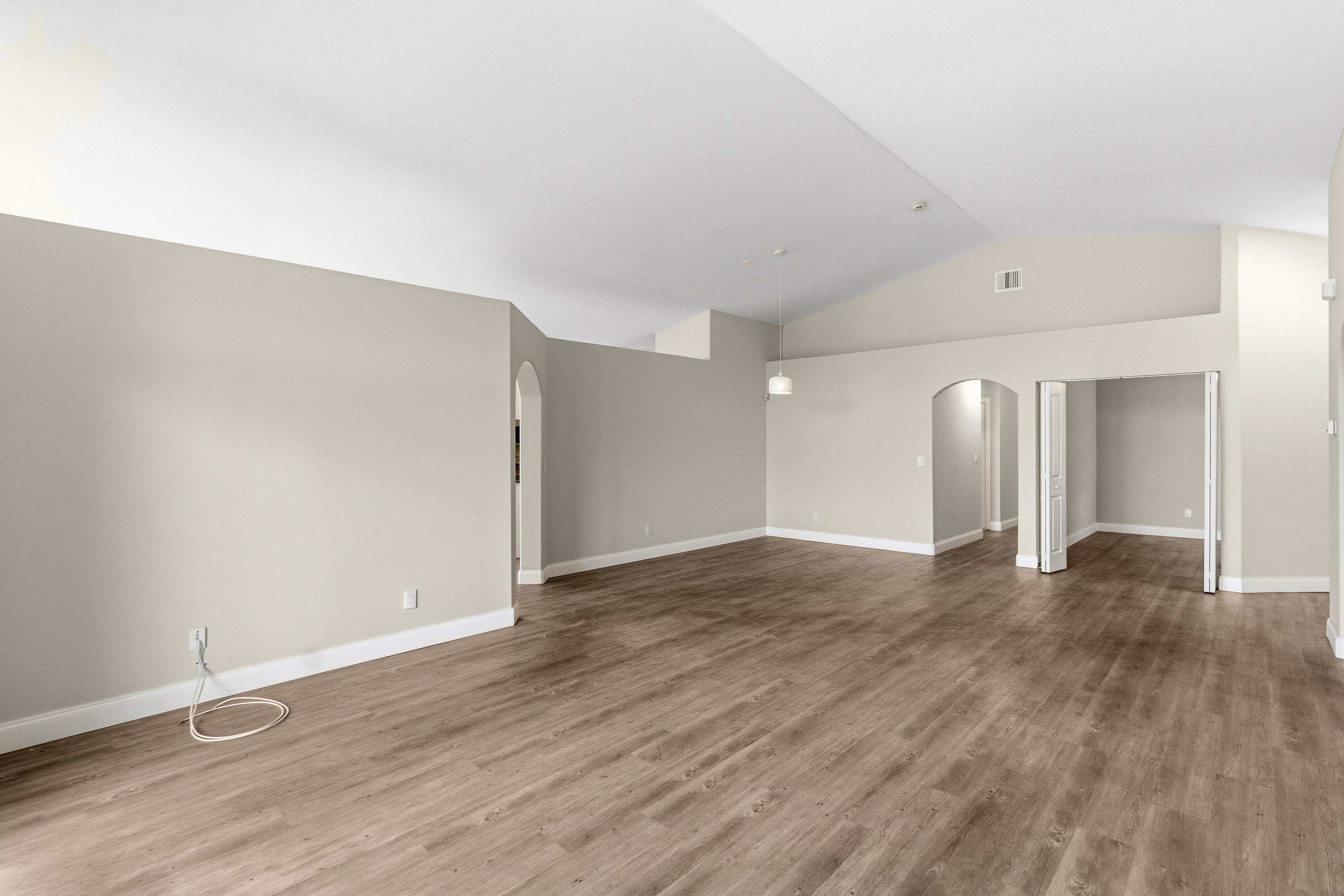 HEFTLER HOMES AT PEMBROKE SHORES - Residential