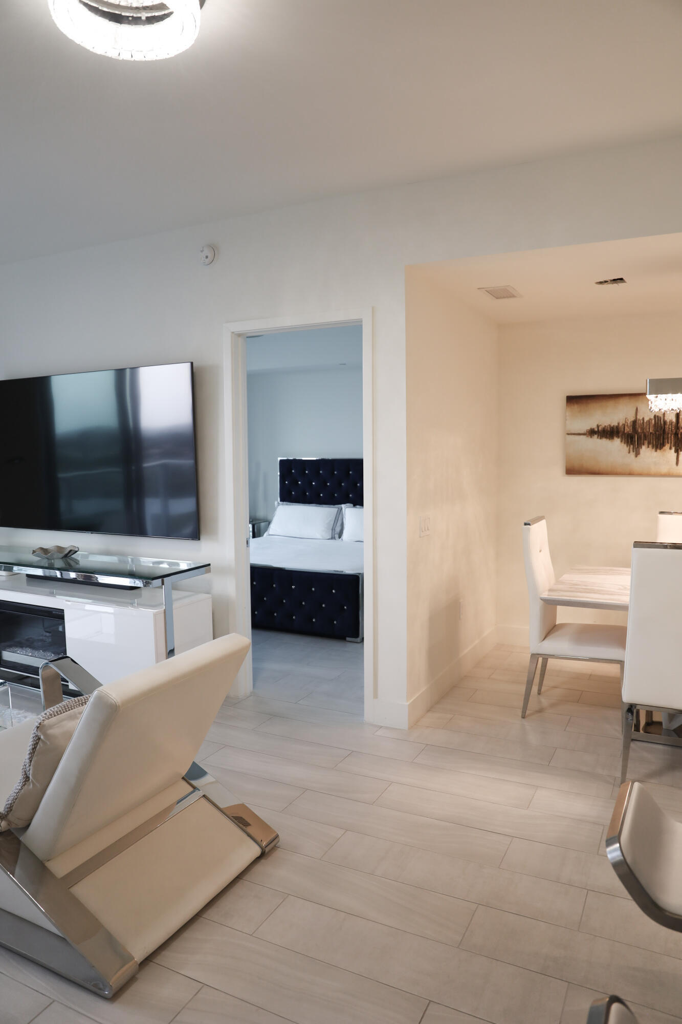 METROPICA NORTH TOWER ONE - Residential