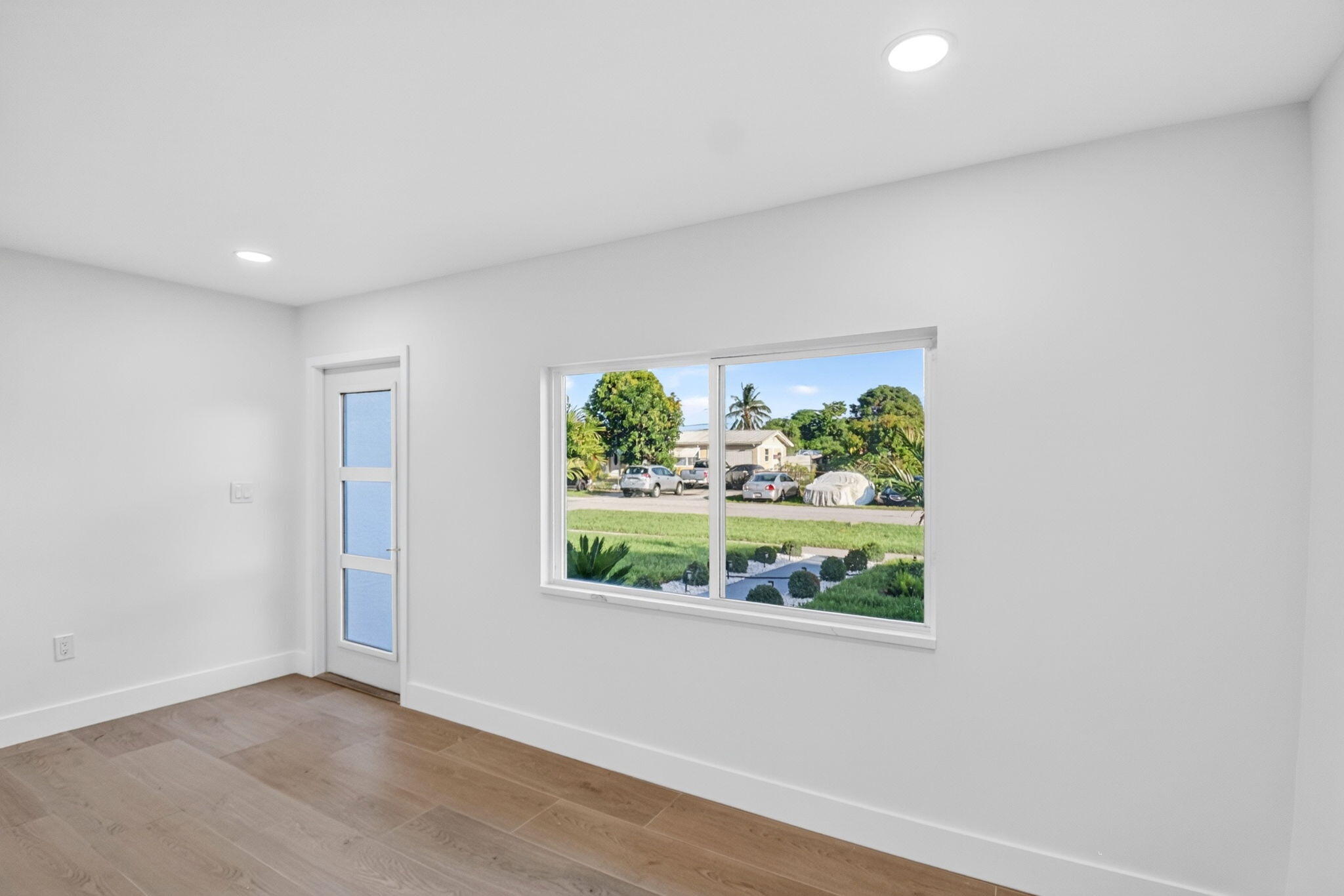 SEMINOLE MANOR 2 - Residential