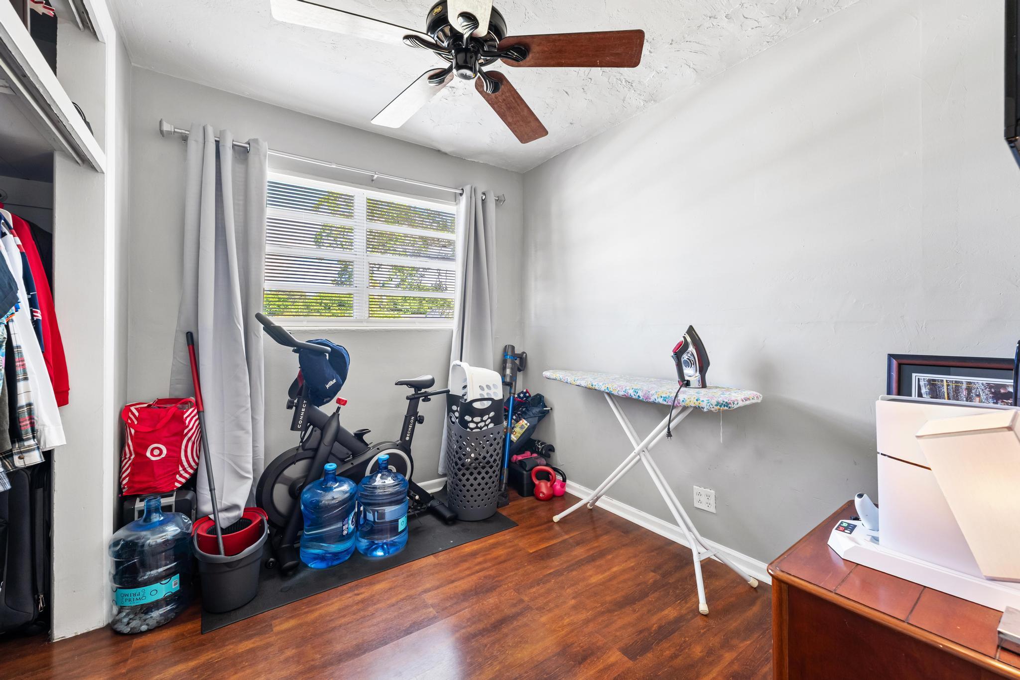 PALM SPRINGS VILLAGE PL 3 IN - Residential
