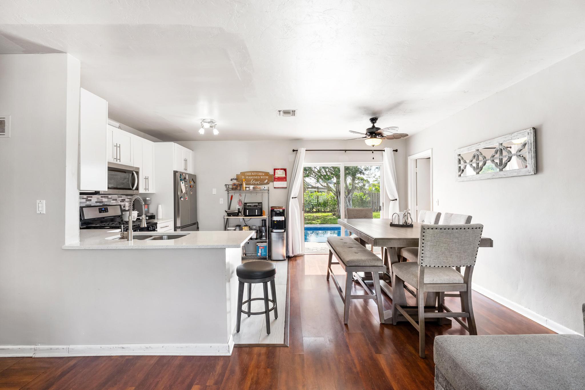 PALM SPRINGS VILLAGE PL 3 IN - Residential