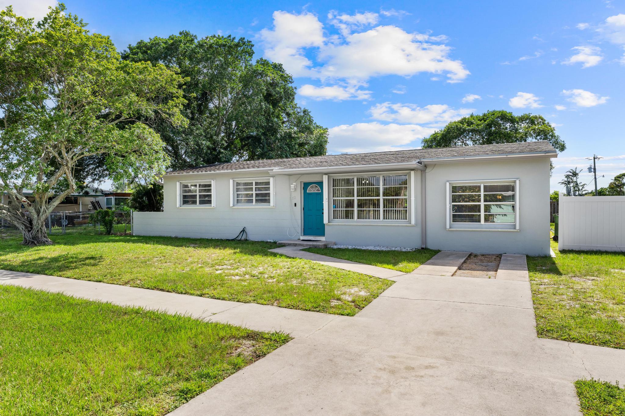 PALM SPRINGS VILLAGE PL 3 IN - Residential