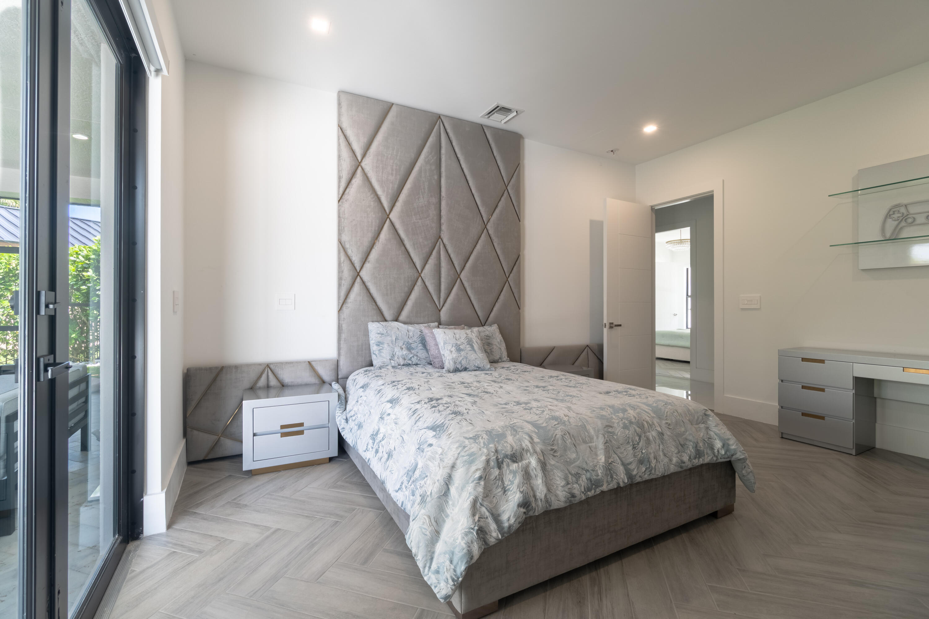 HERON BAY EAST - Residential