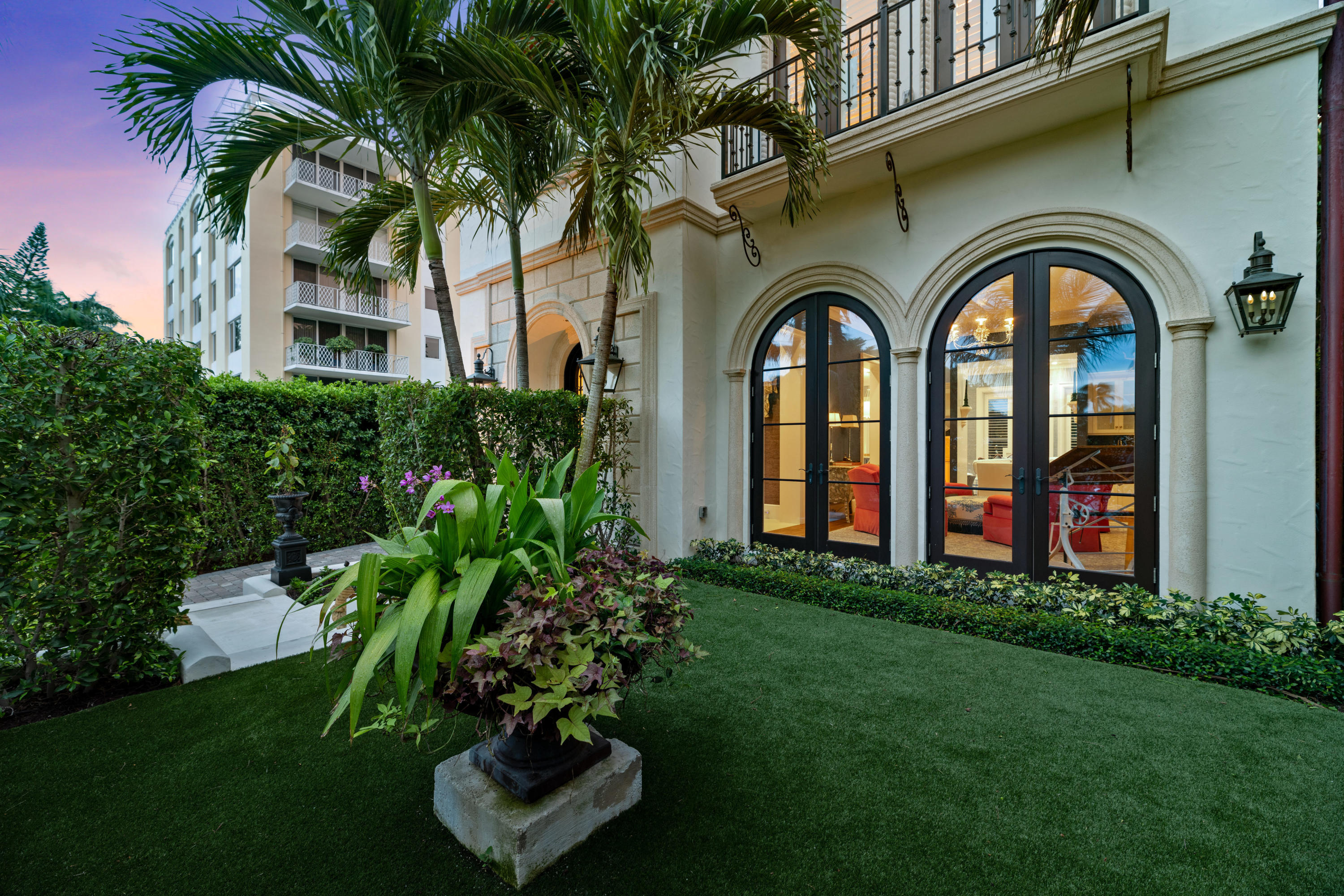 ROYAL PARK - Residential