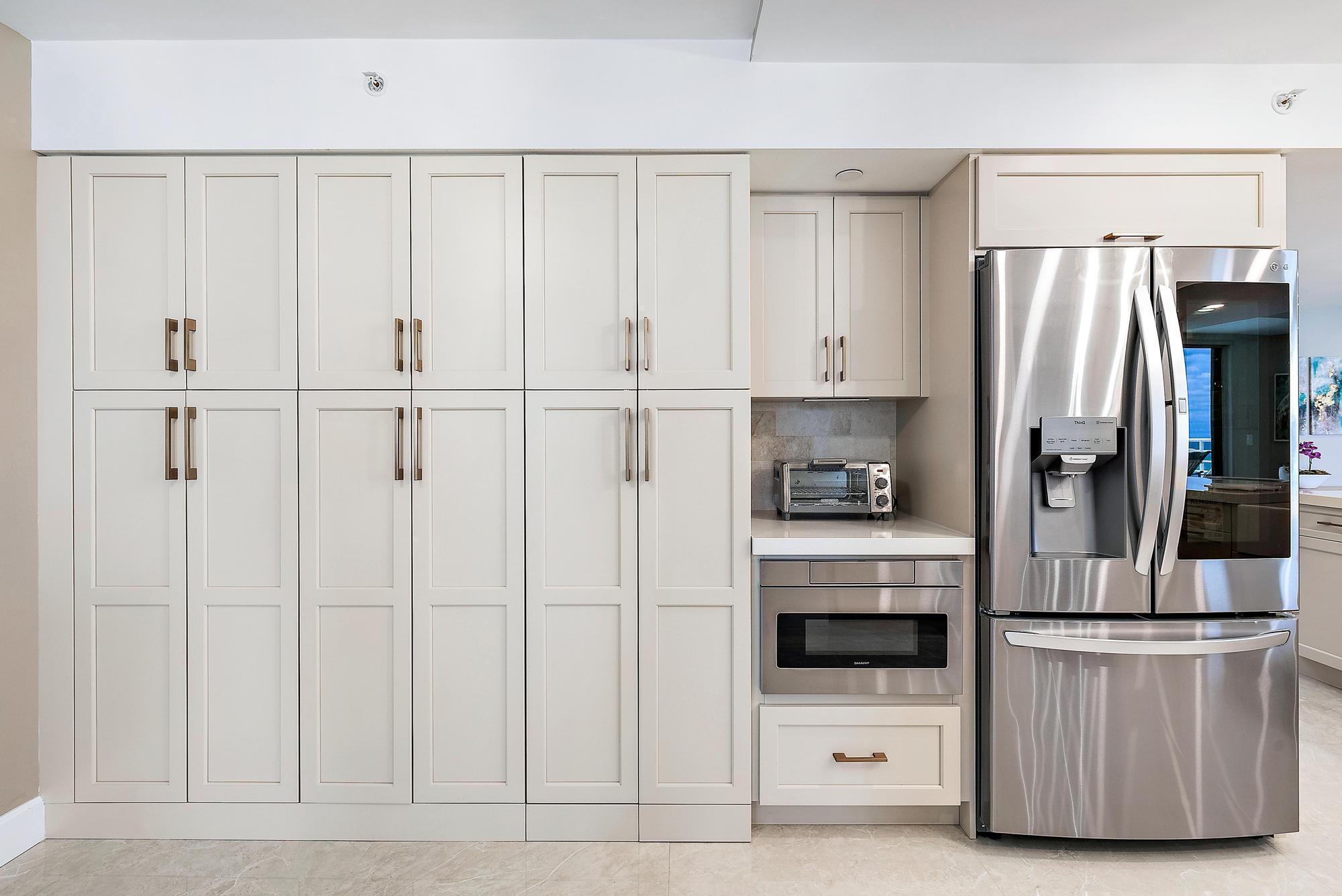 CORINTHIANS CONDO - Residential Lease