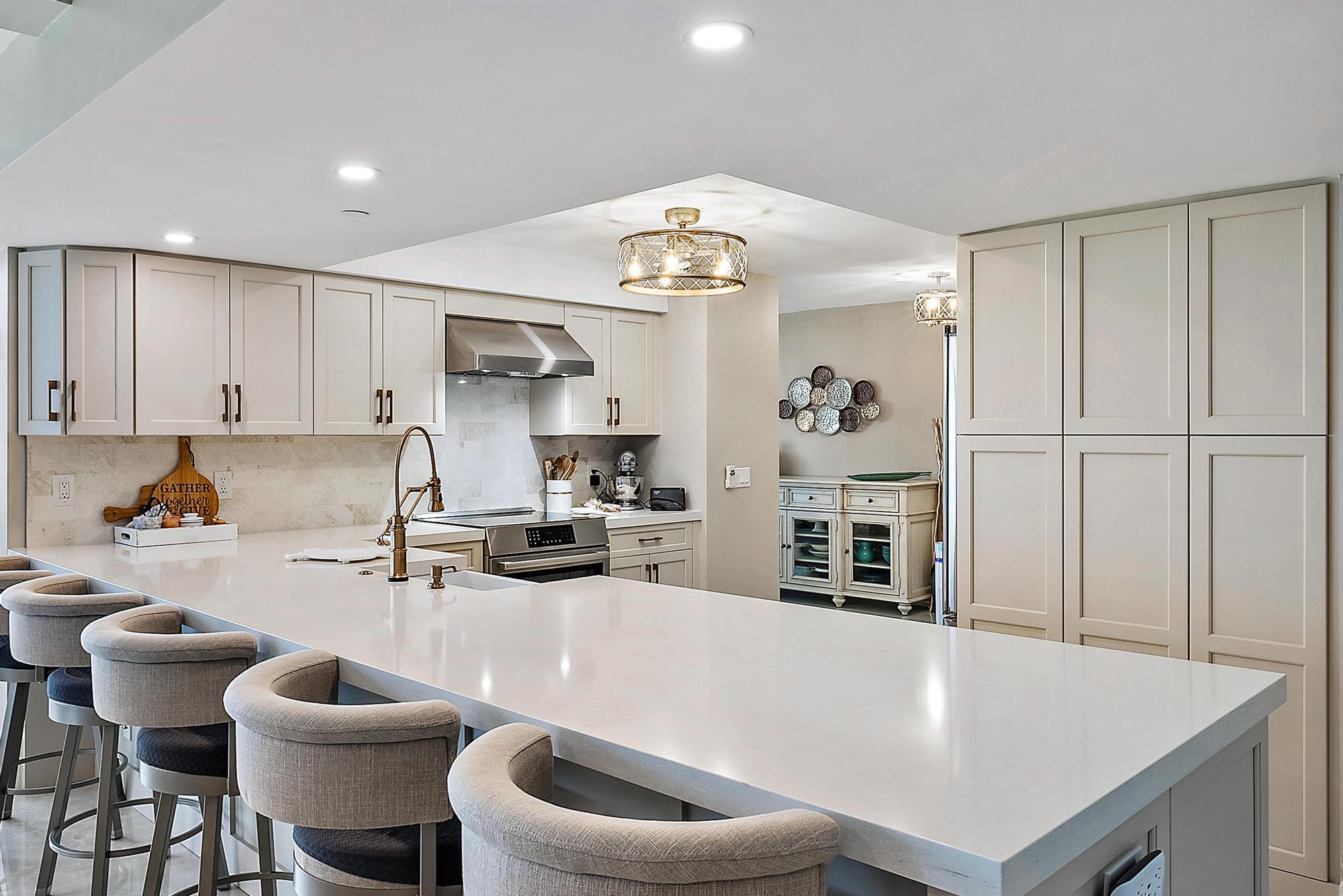 CORINTHIANS CONDO - Residential Lease