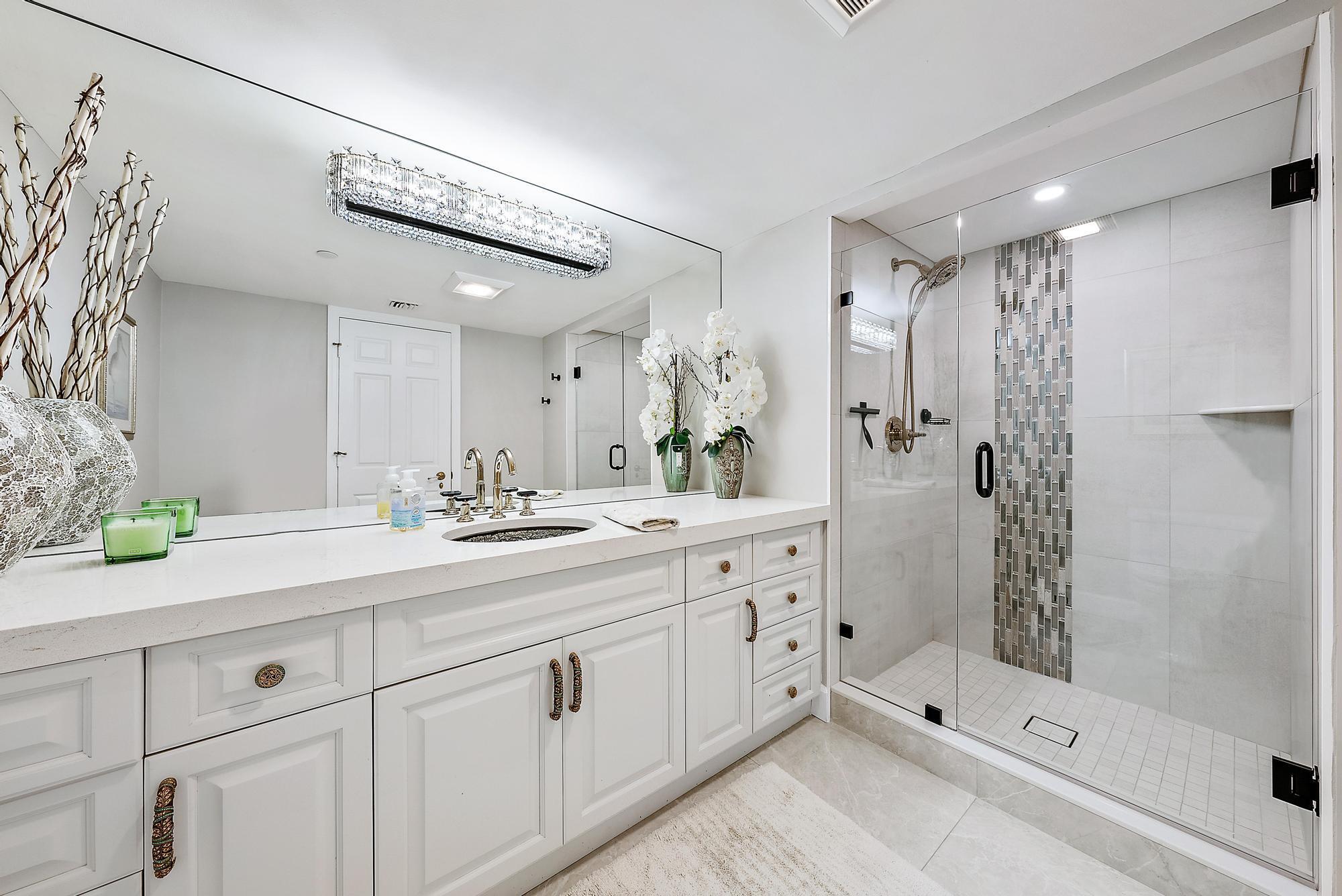 CORINTHIANS CONDO - Residential Lease