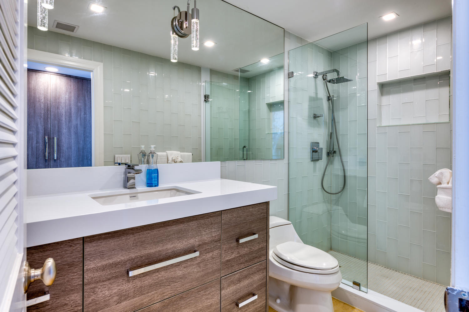 WINTHROP HOUSE CONDO - Residential