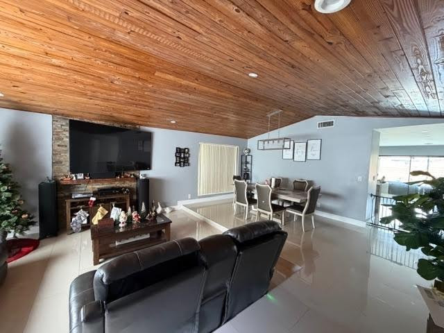 Lakewood East Sec 2 94-31 - Residential