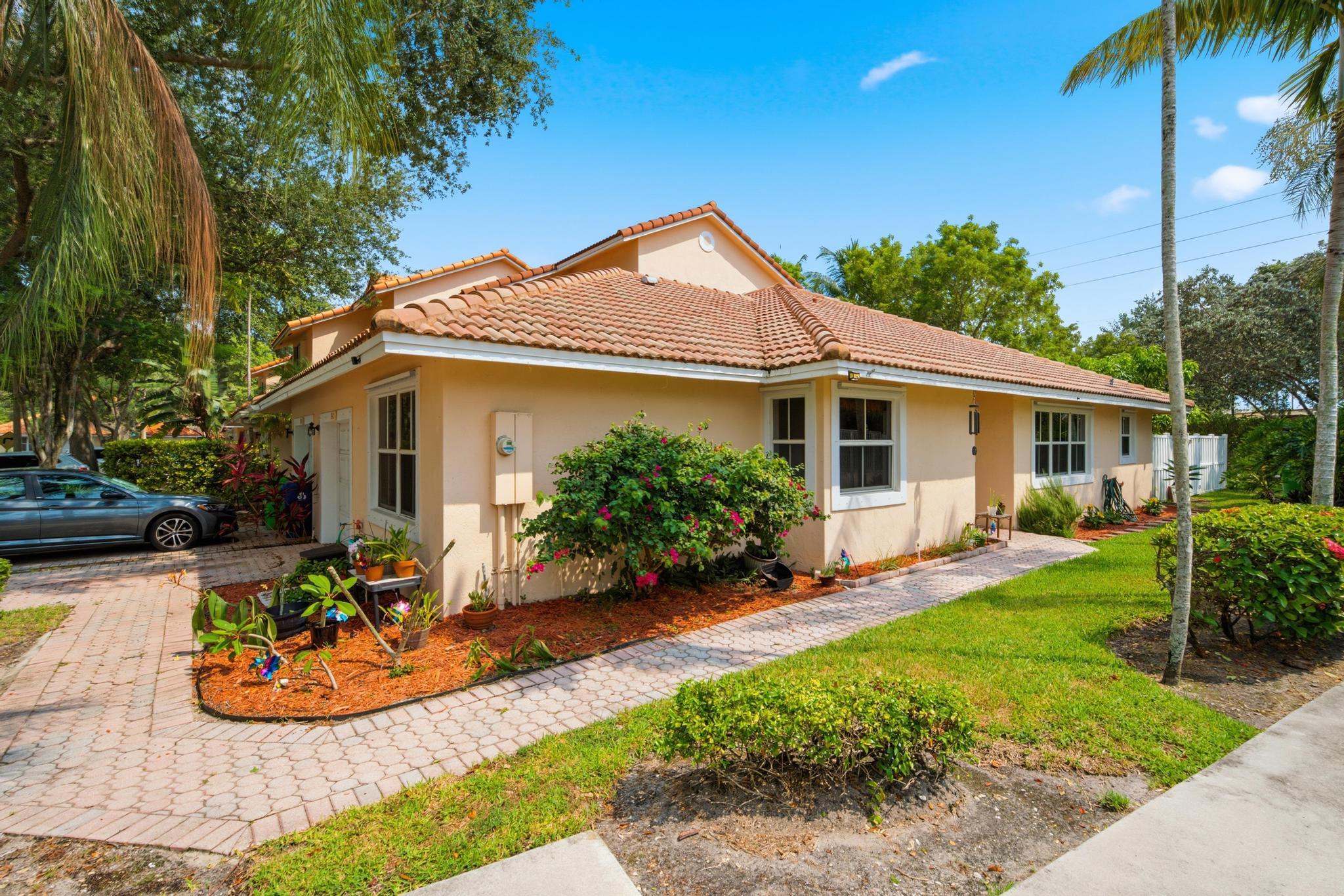 SPRINGTREE - Residential