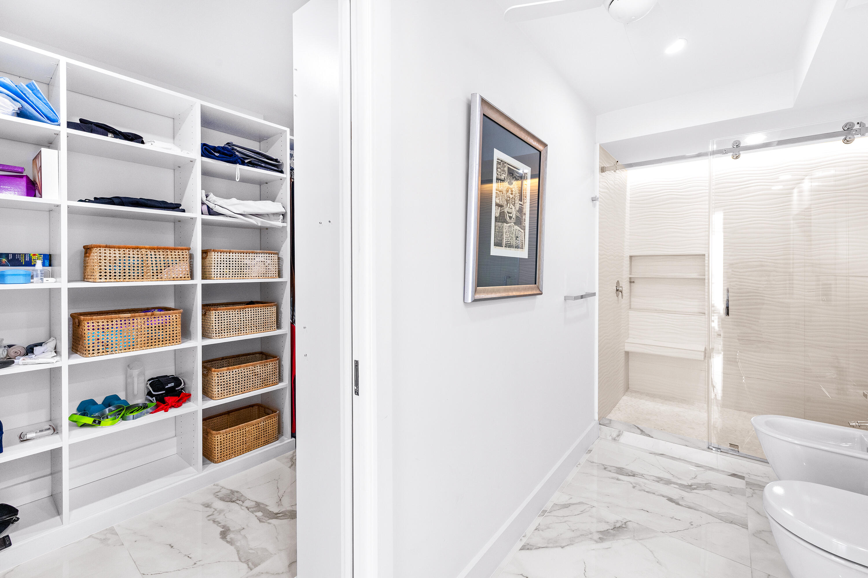 REGENCY HIGHLAND CLUB CONDO - Residential