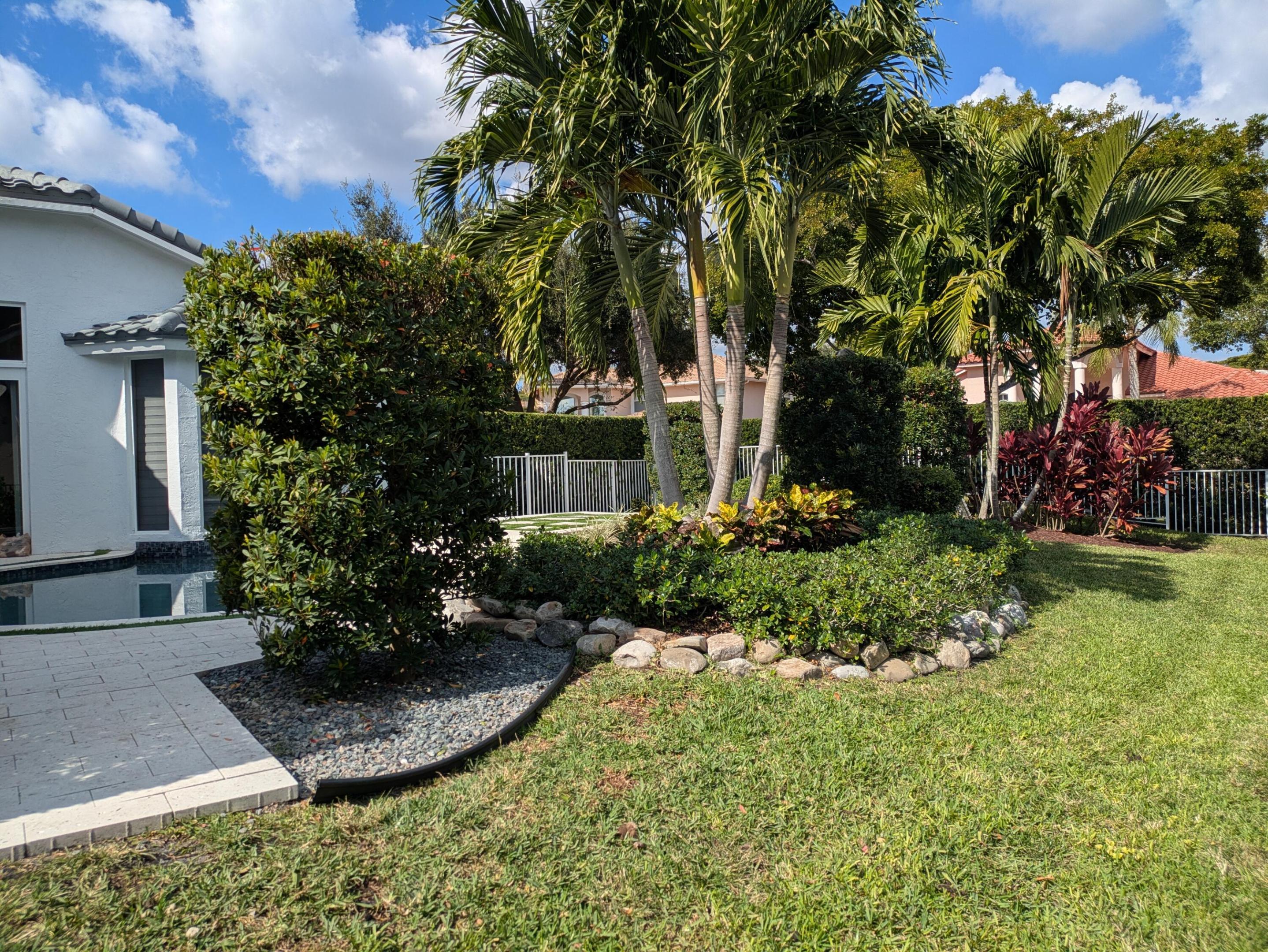 GREENS OF EAGLE TRACE - Residential Lease