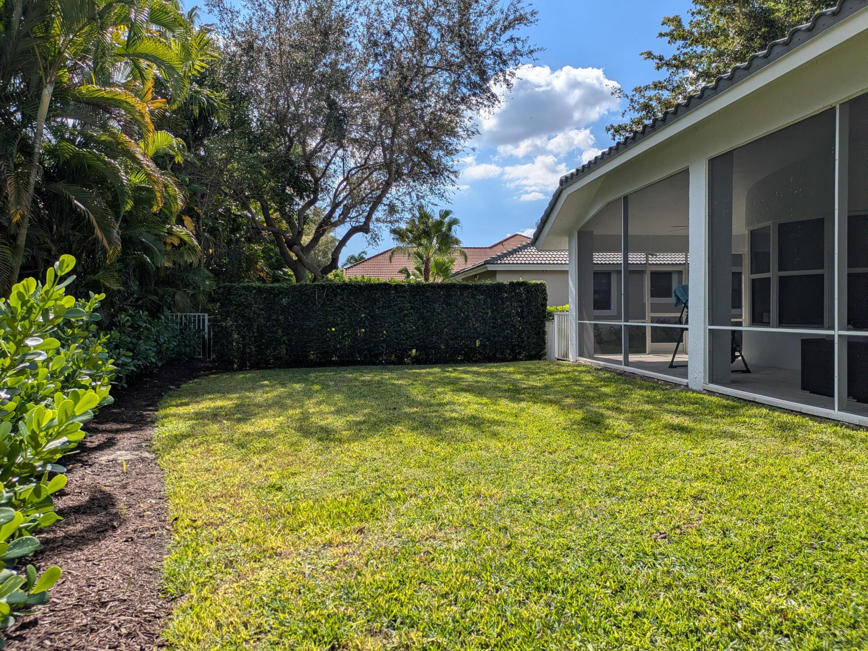 GREENS OF EAGLE TRACE - Residential Lease