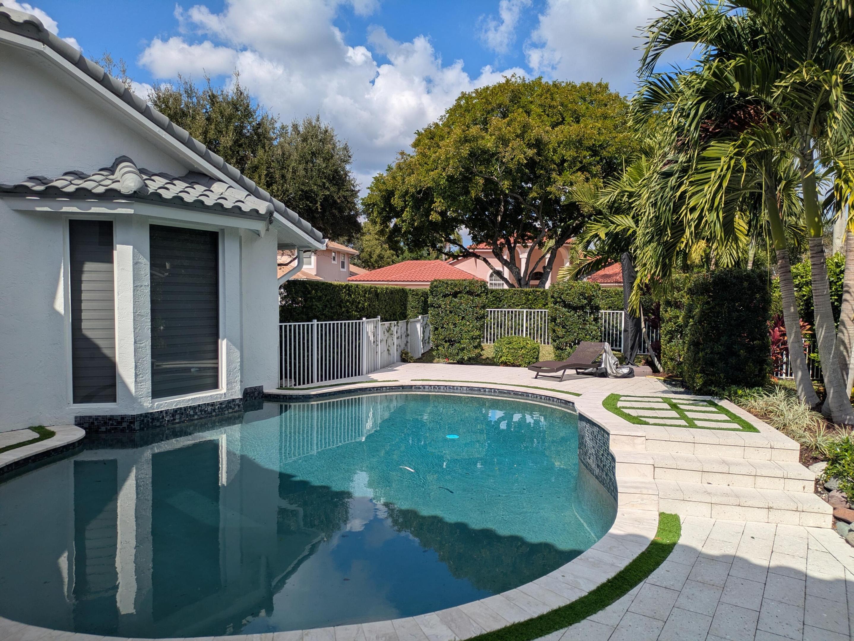 GREENS OF EAGLE TRACE - Residential Lease