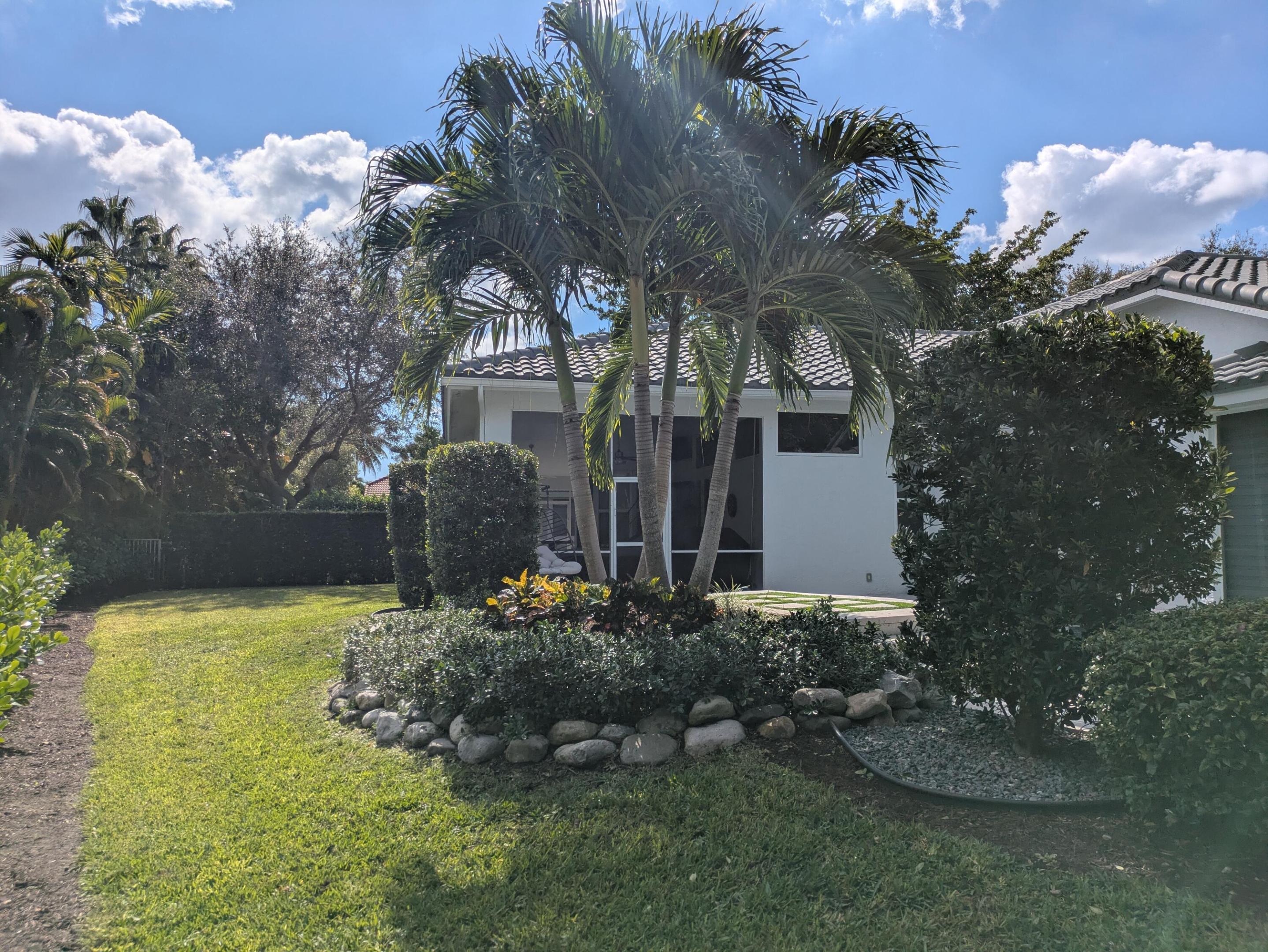 GREENS OF EAGLE TRACE - Residential Lease
