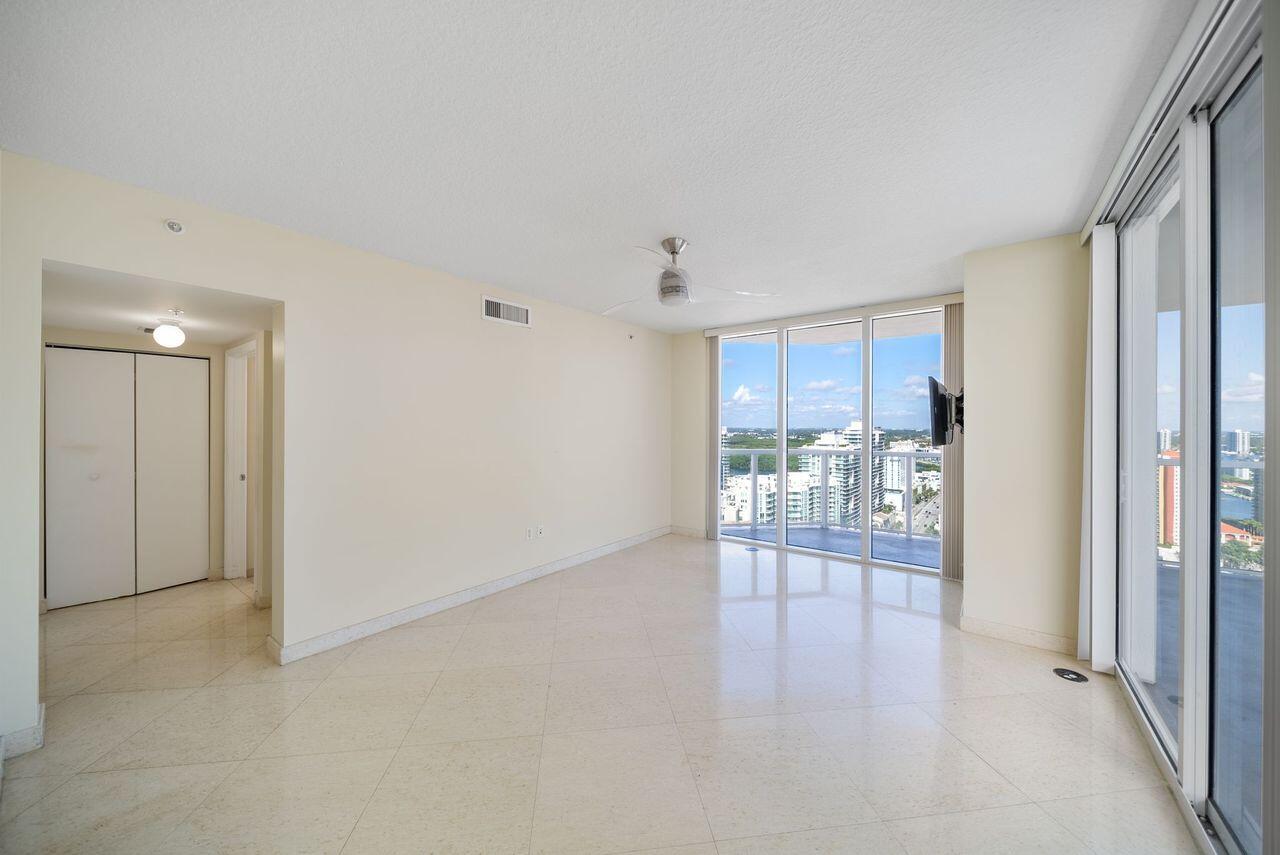 LA PERLA CONDO - Residential